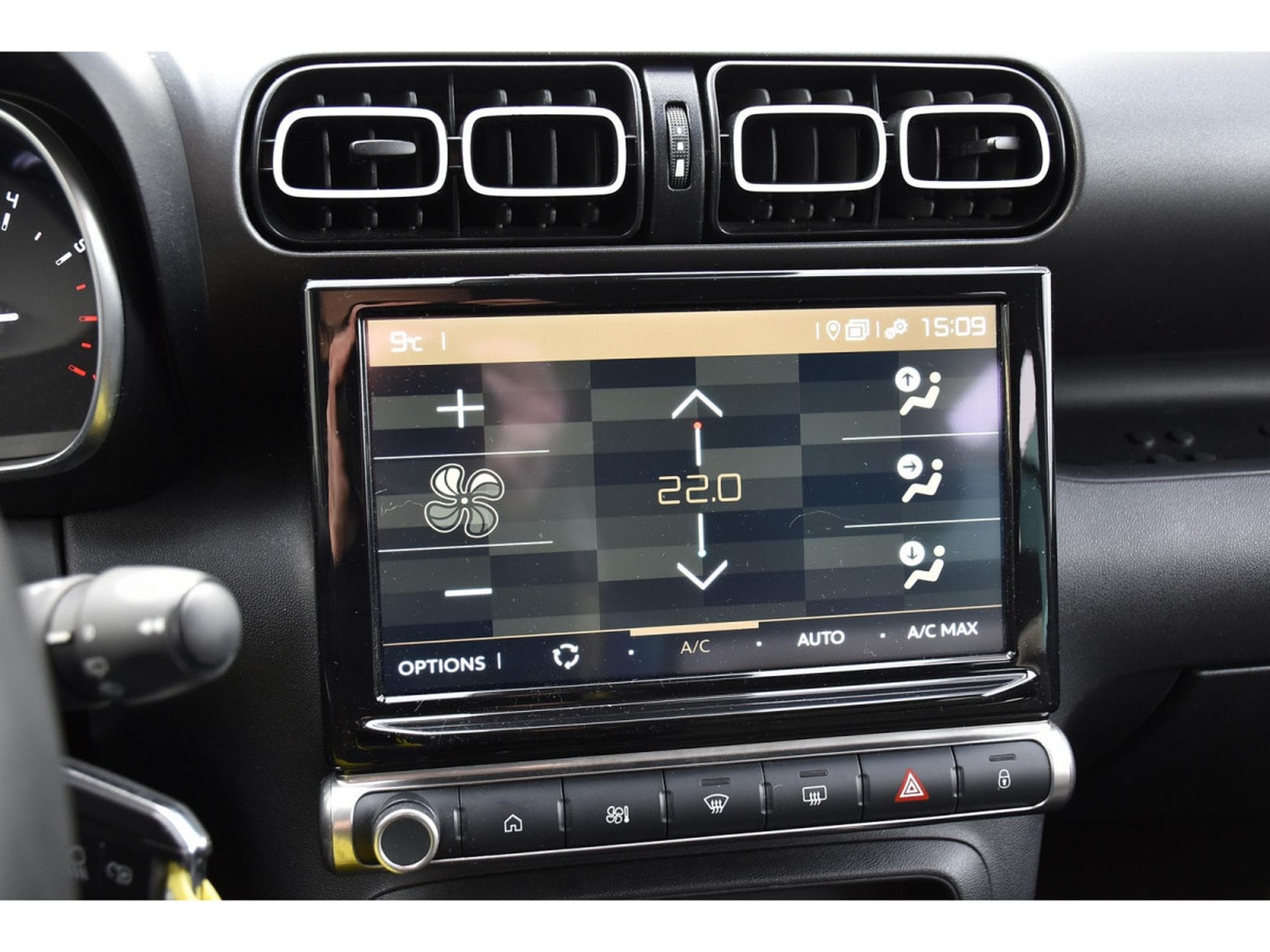 Citroën C3 Aircross Aircross 1.5 BlueHDI Shine REGUL GPS LANE (2022) - Photo 15