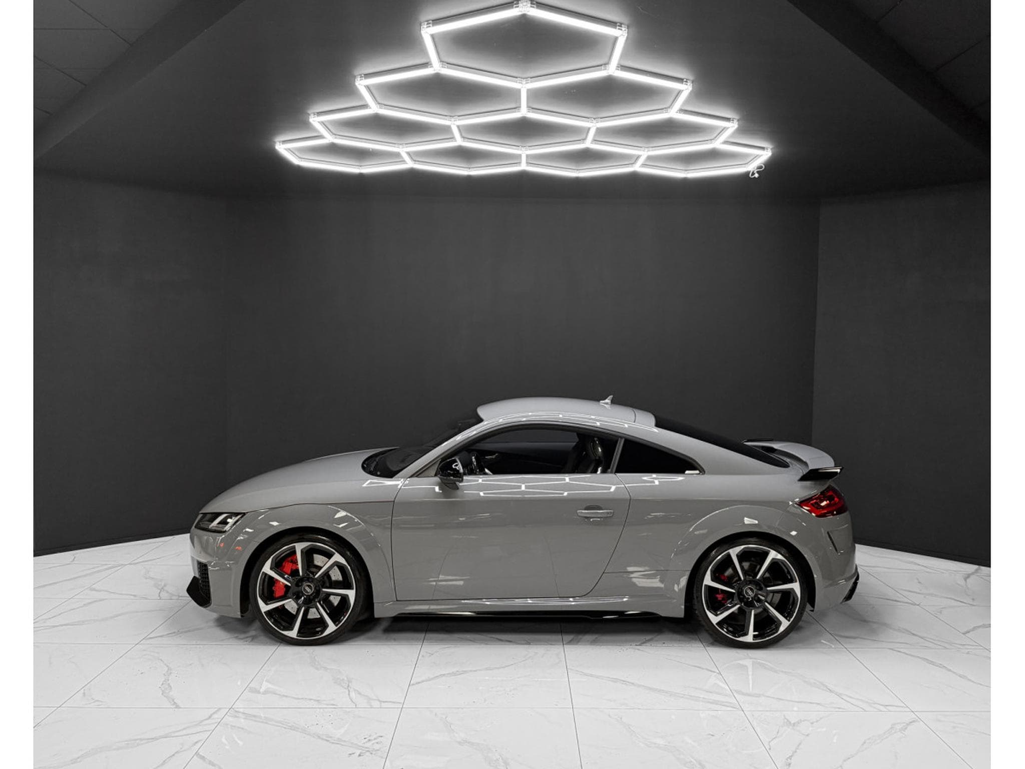 Audi TTRS COUPE 2.5 TFSI QUATTRO / B&O / MATRIX LED / CARBON (2022) - Photo 2