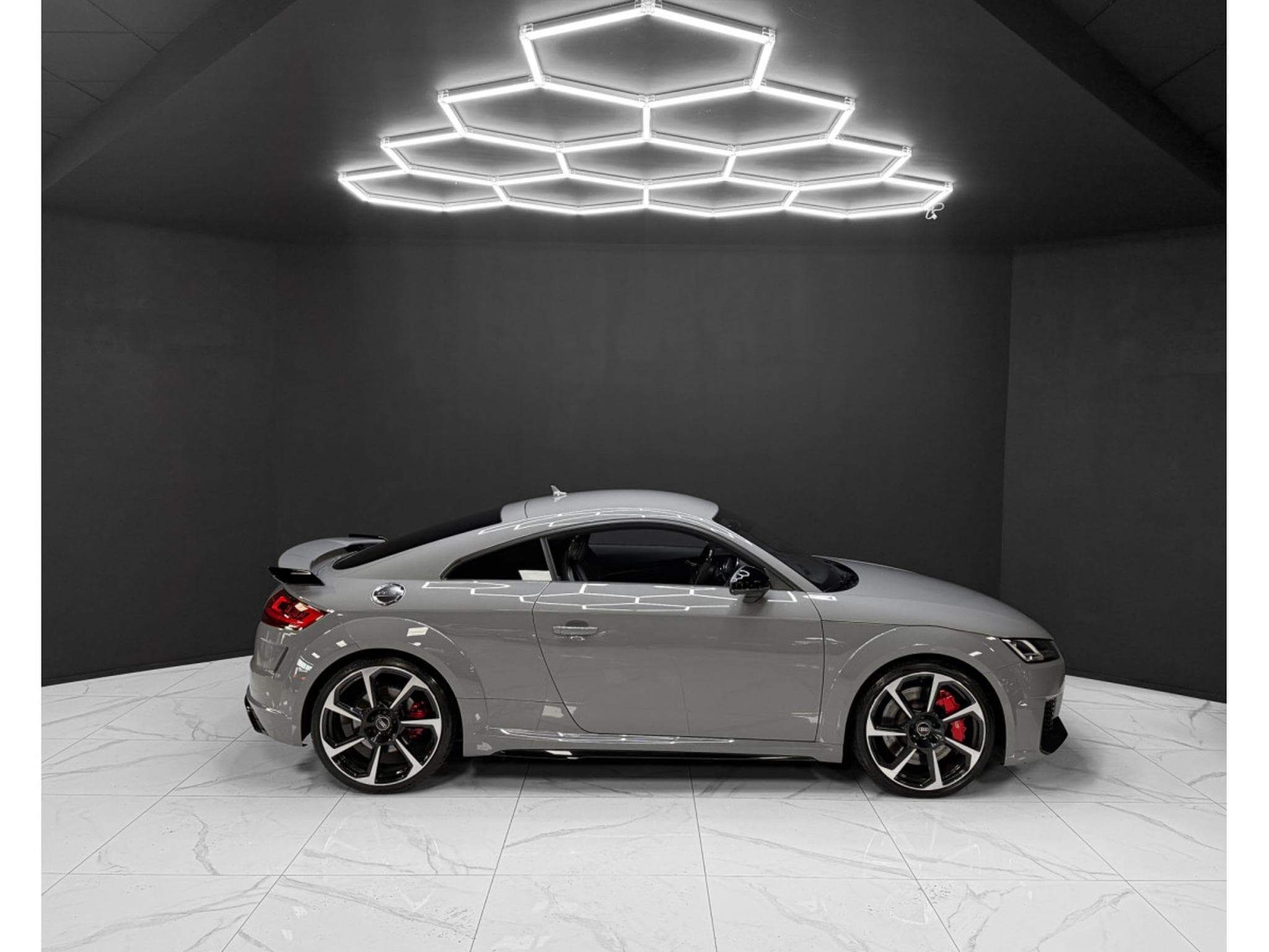 Audi TTRS COUPE 2.5 TFSI QUATTRO / B&O / MATRIX LED / CARBON (2022) - Photo 6