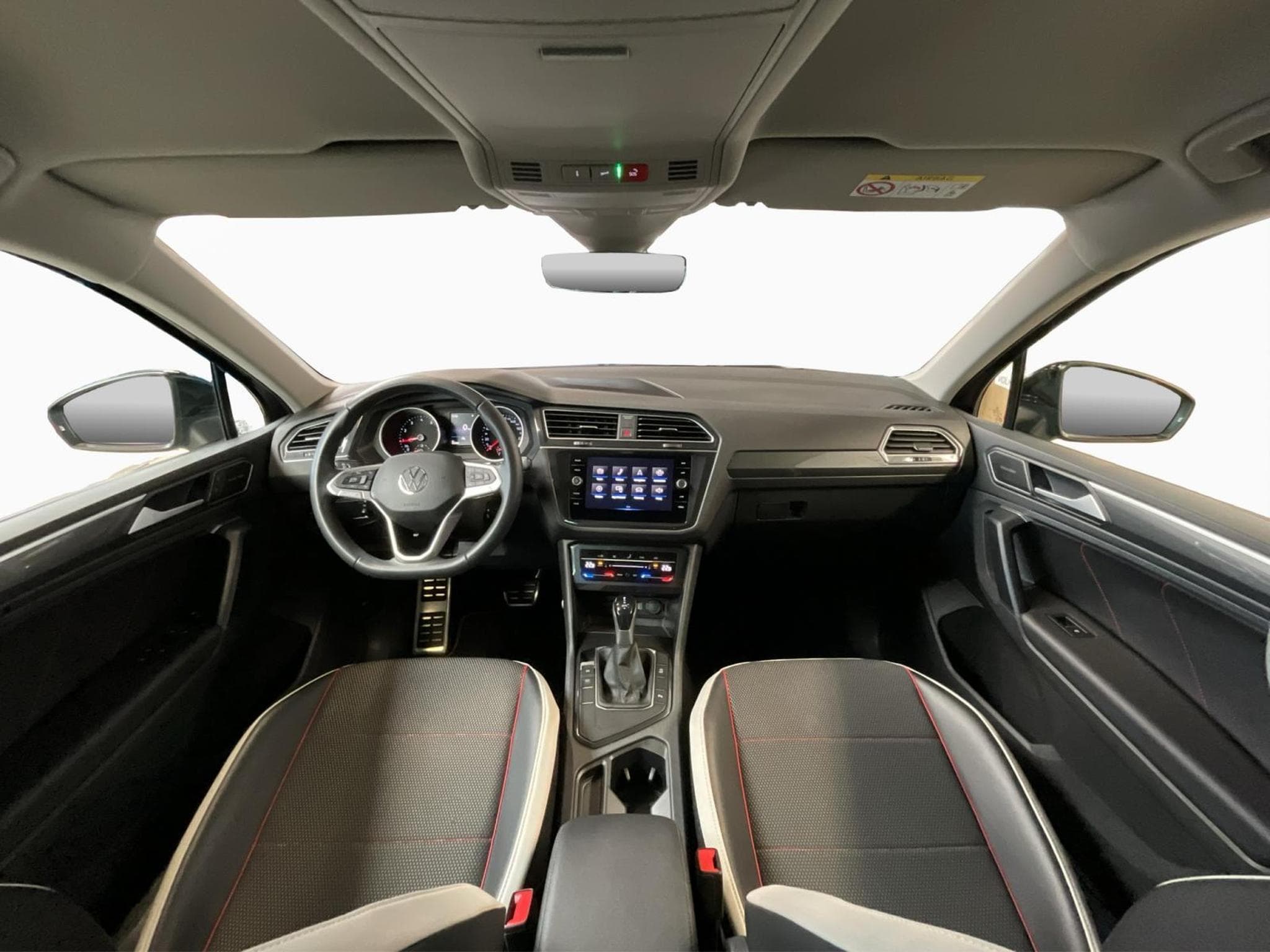VW Tiguan Urban-Sport+DSG+LED+NAVI (2024) - Foto 2
