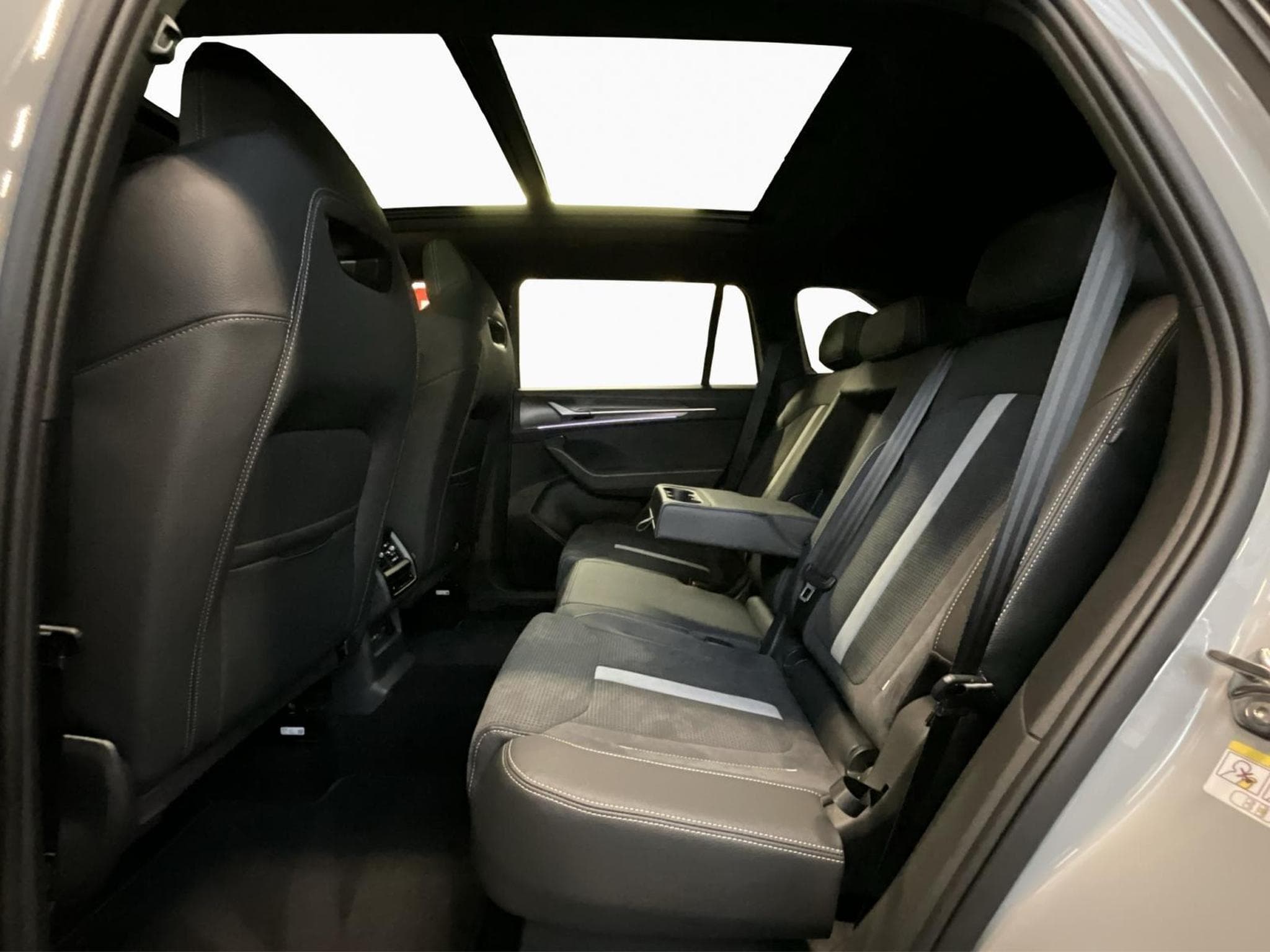 Skoda Kodiaq Sportline+DSG+4x4+Pano+AHK+StandH. (2025) - Photo 16
