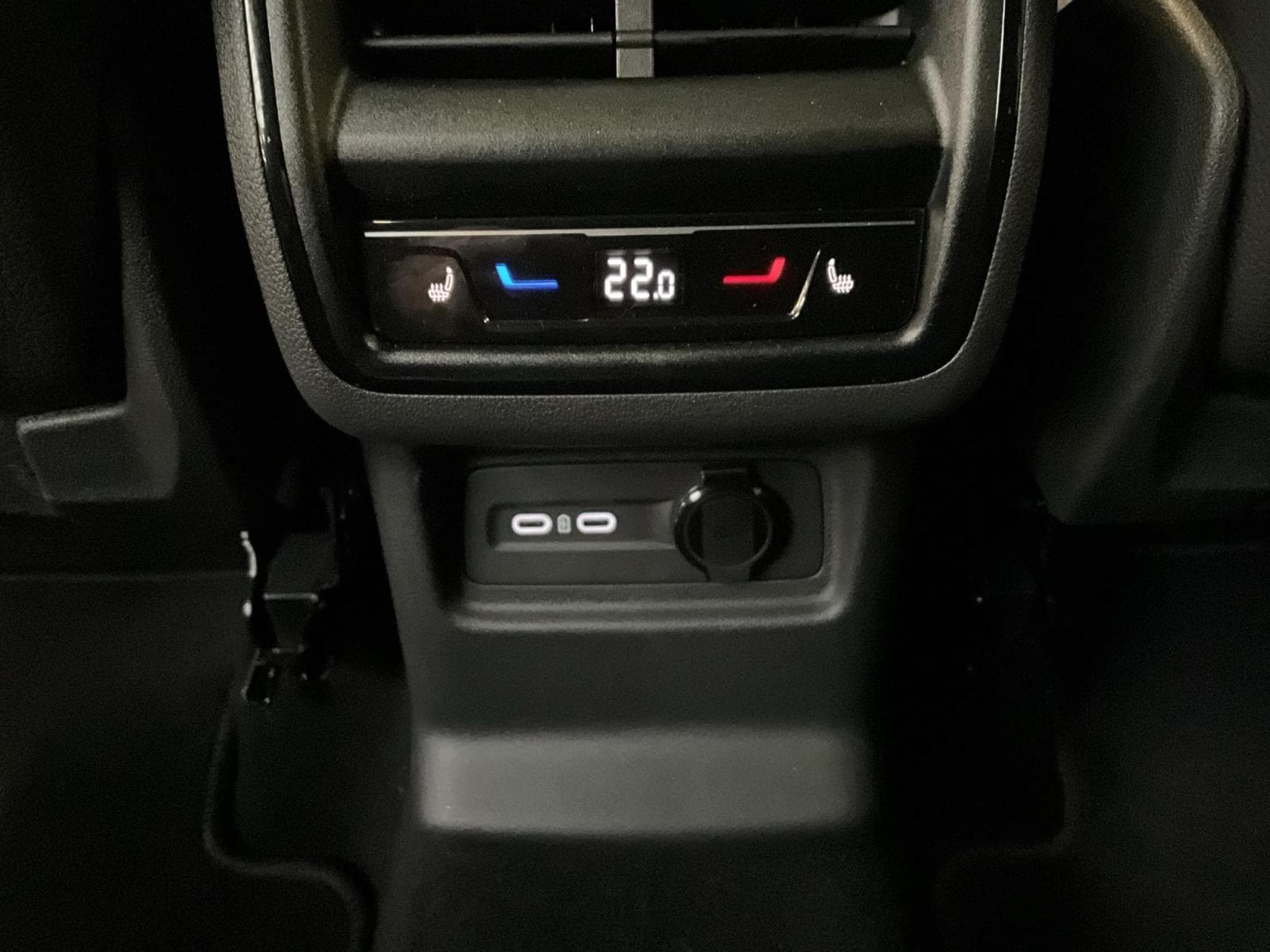 Skoda Kodiaq Sportline+DSG+4x4+Pano+AHK+StandH. (2025) - Photo 23