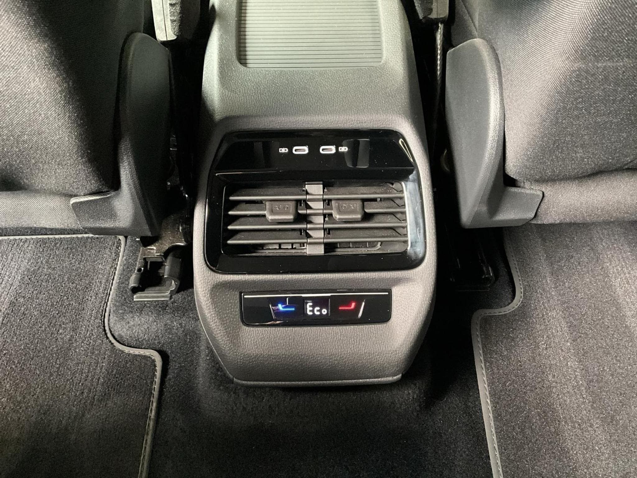 VW ID.4 GTX+77kWh+P.Ass-Plus+Wärme-P.+AHK (2022) - Foto 22