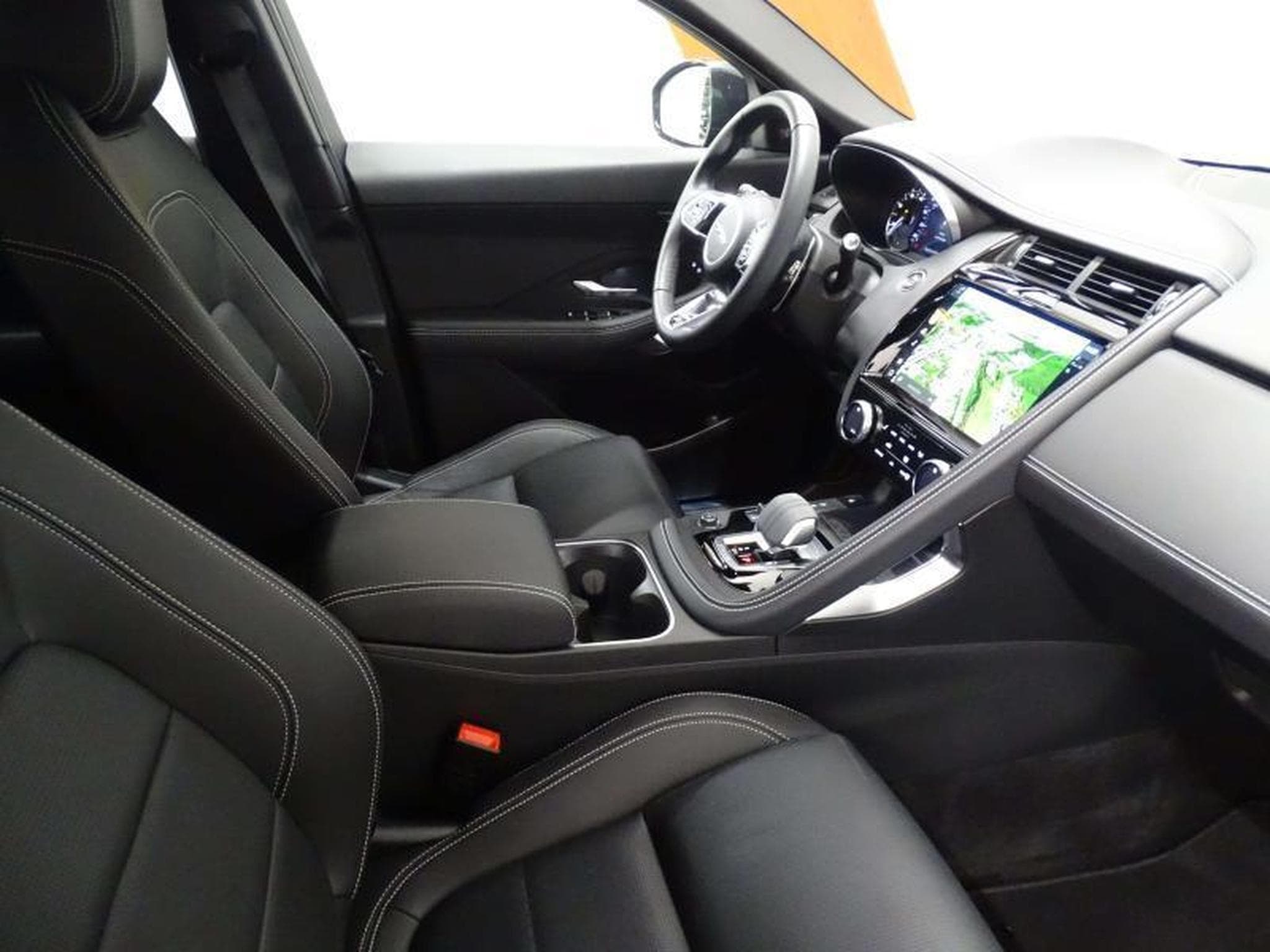 Jaguar E-Pace D165 S R-Dynamic AWD Auto (2024) - Foto 8