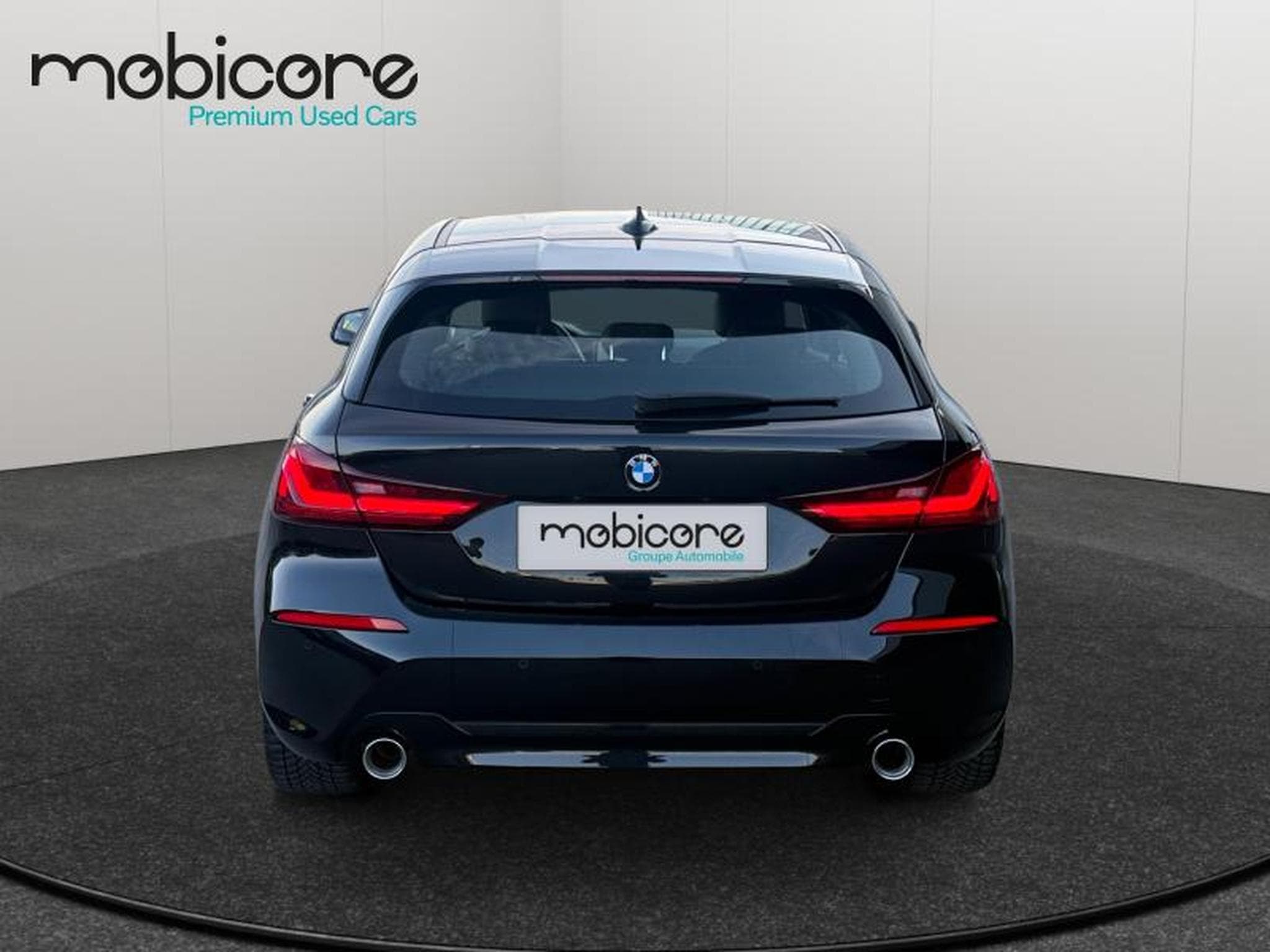 BMW 120 d xDrive (2021) - Photo 6