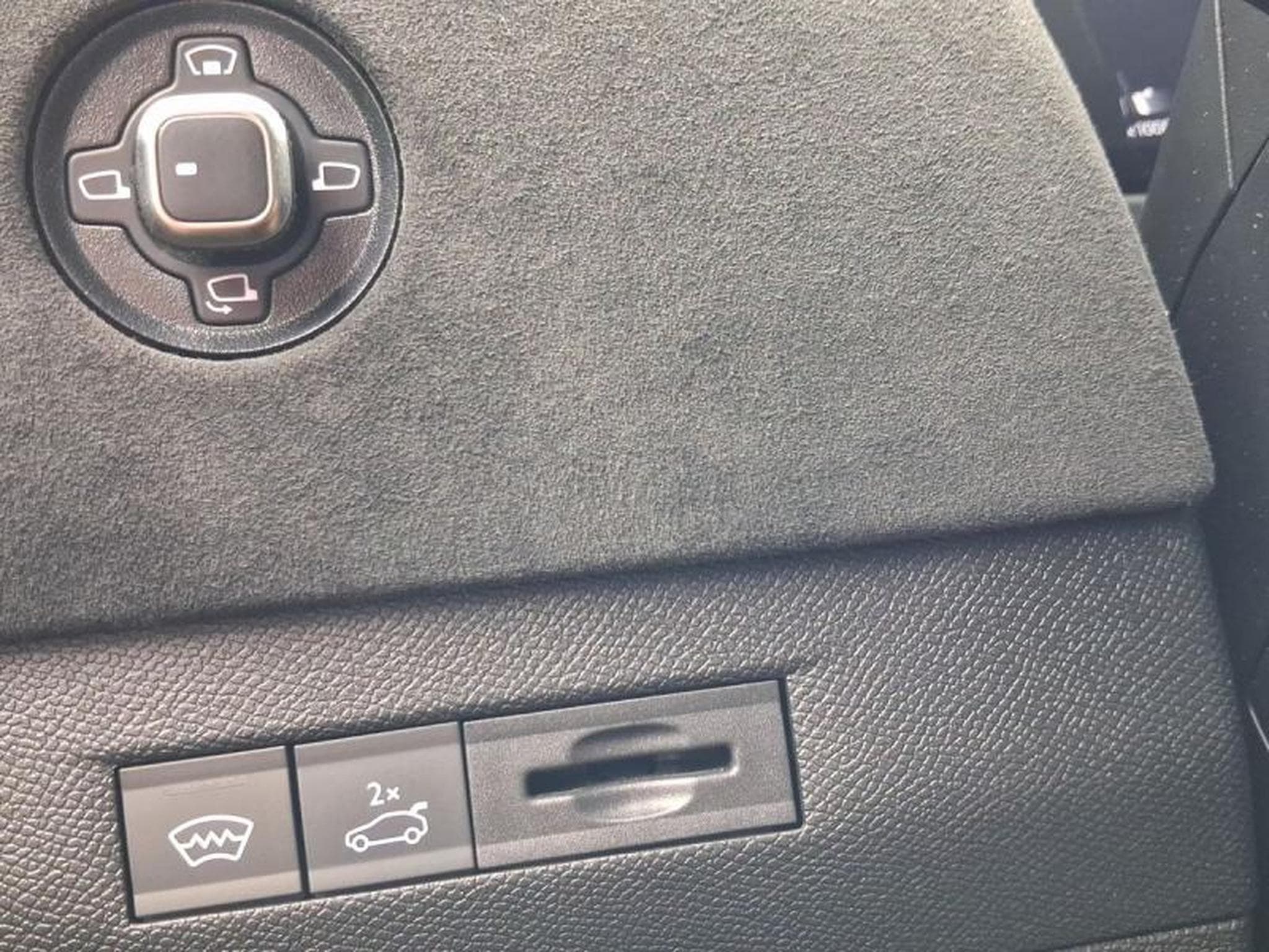Citroen DS4 4 Performance Line + (2022) - Photo 21