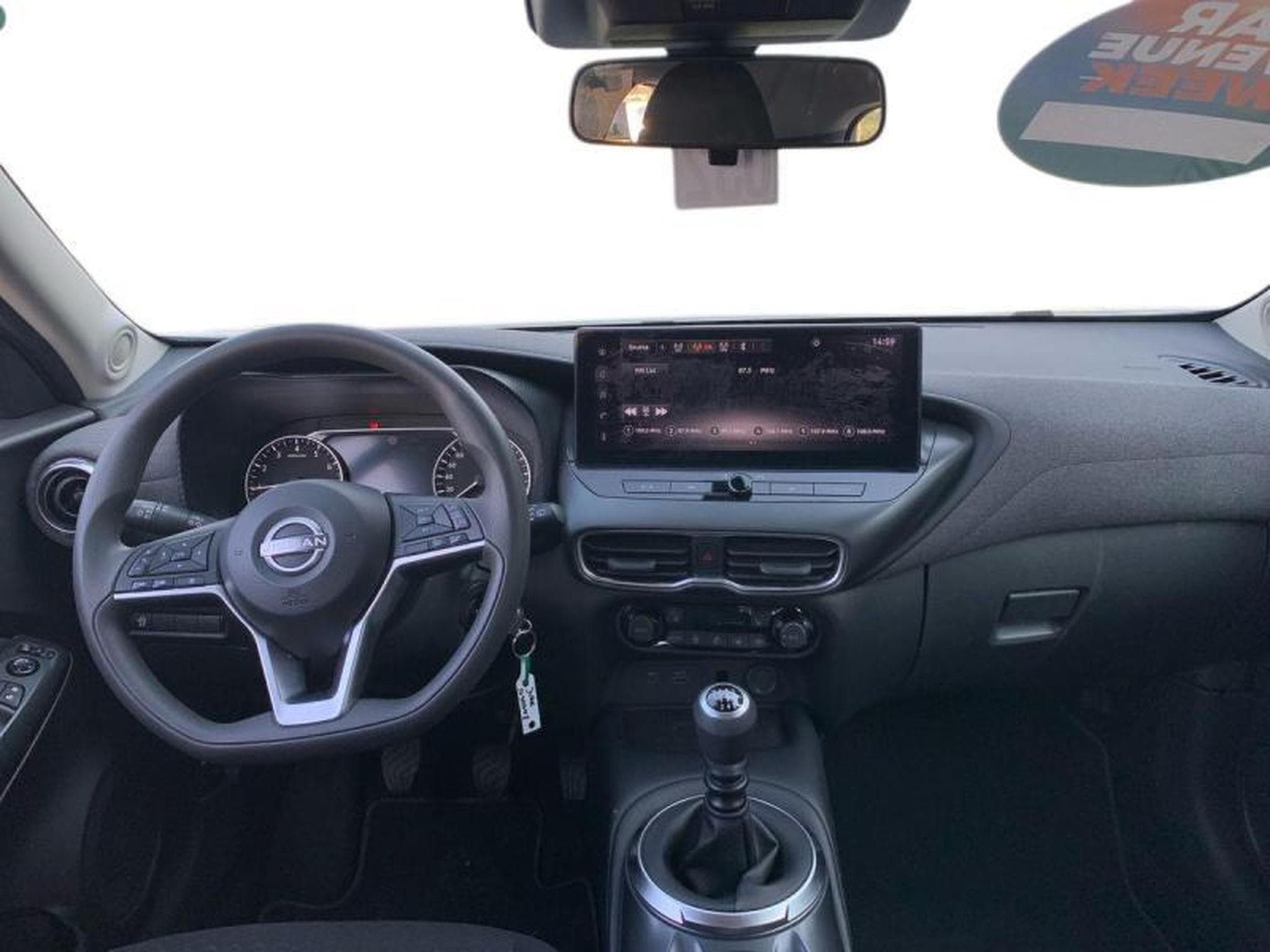 Nissan Juke F16B (2024) - Foto 21