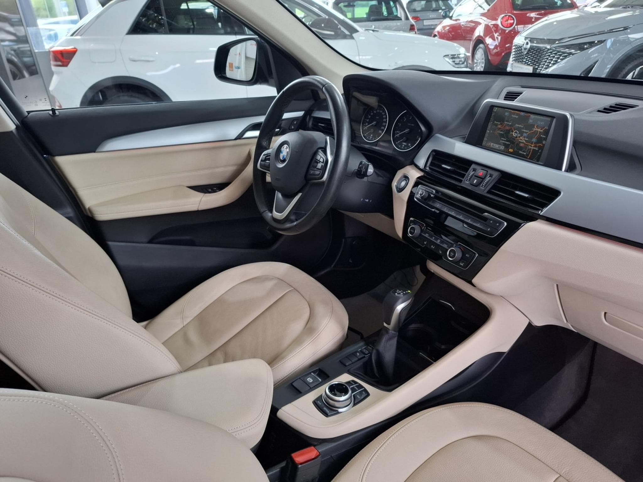 BMW X1 SDRIVE 18iA, 1 HAND, KM 63000, CUIR, NAVI, PDC, LED, (2017) - Foto 10