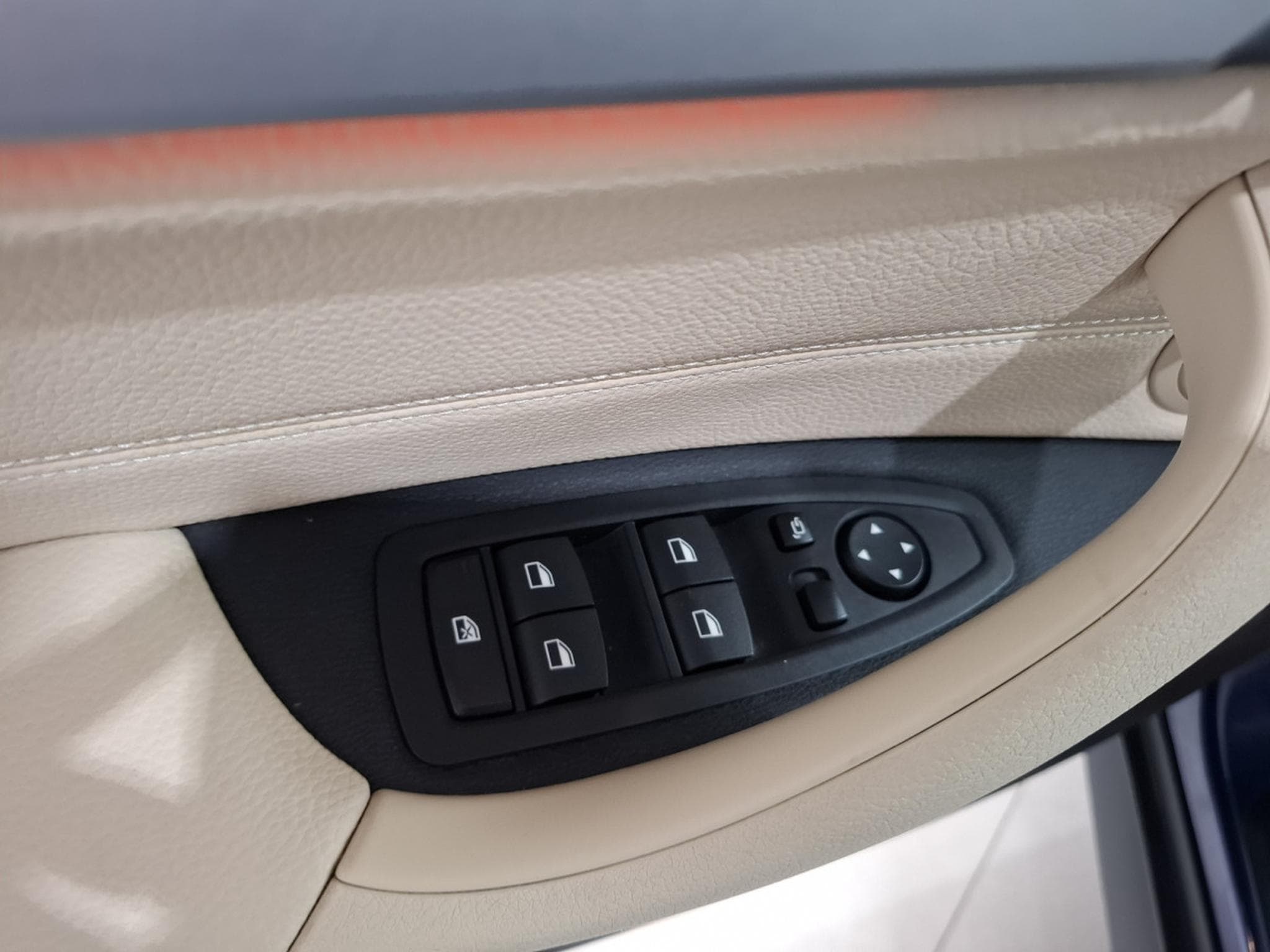 BMW X1 SDRIVE 18iA, 1 HAND, KM 63000, CUIR, NAVI, PDC, LED, (2017) - Foto 16