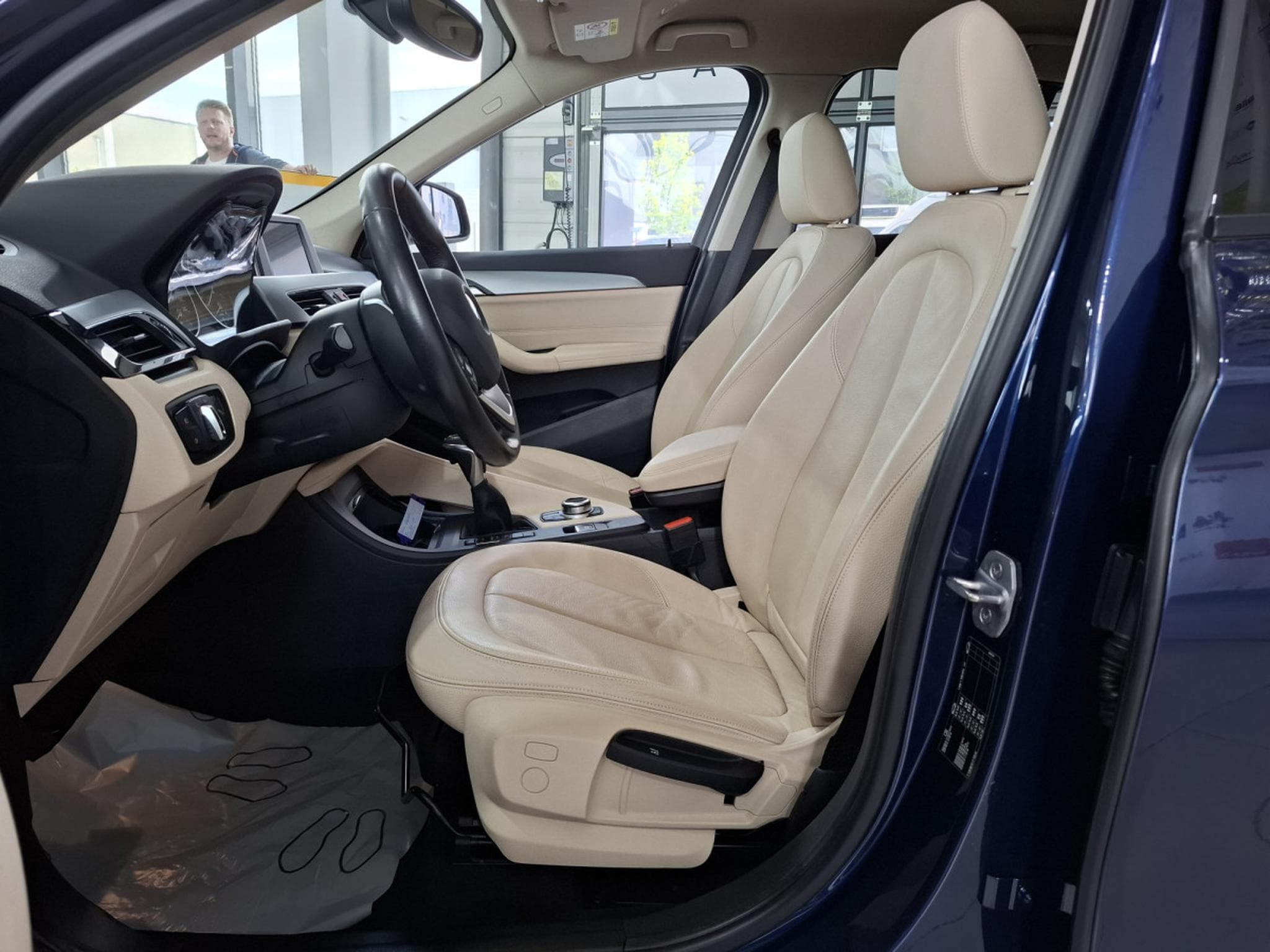 BMW X1 SDRIVE 18iA, 1 HAND, KM 63000, CUIR, NAVI, PDC, LED, (2017) - Foto 5