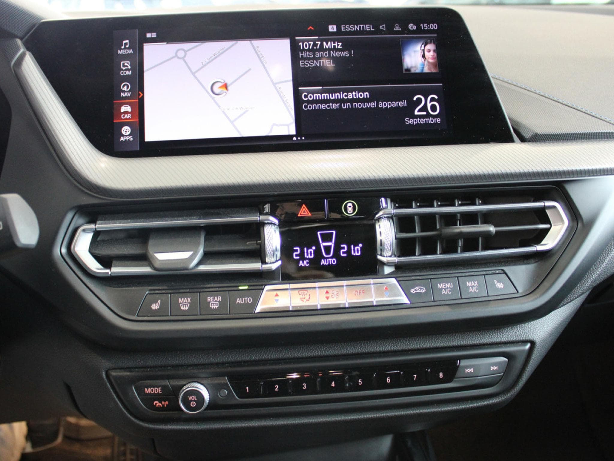 BMW 118 i M SPORT PAKET PANO CUIR NAVI 1 HAND (2020) - Foto 13