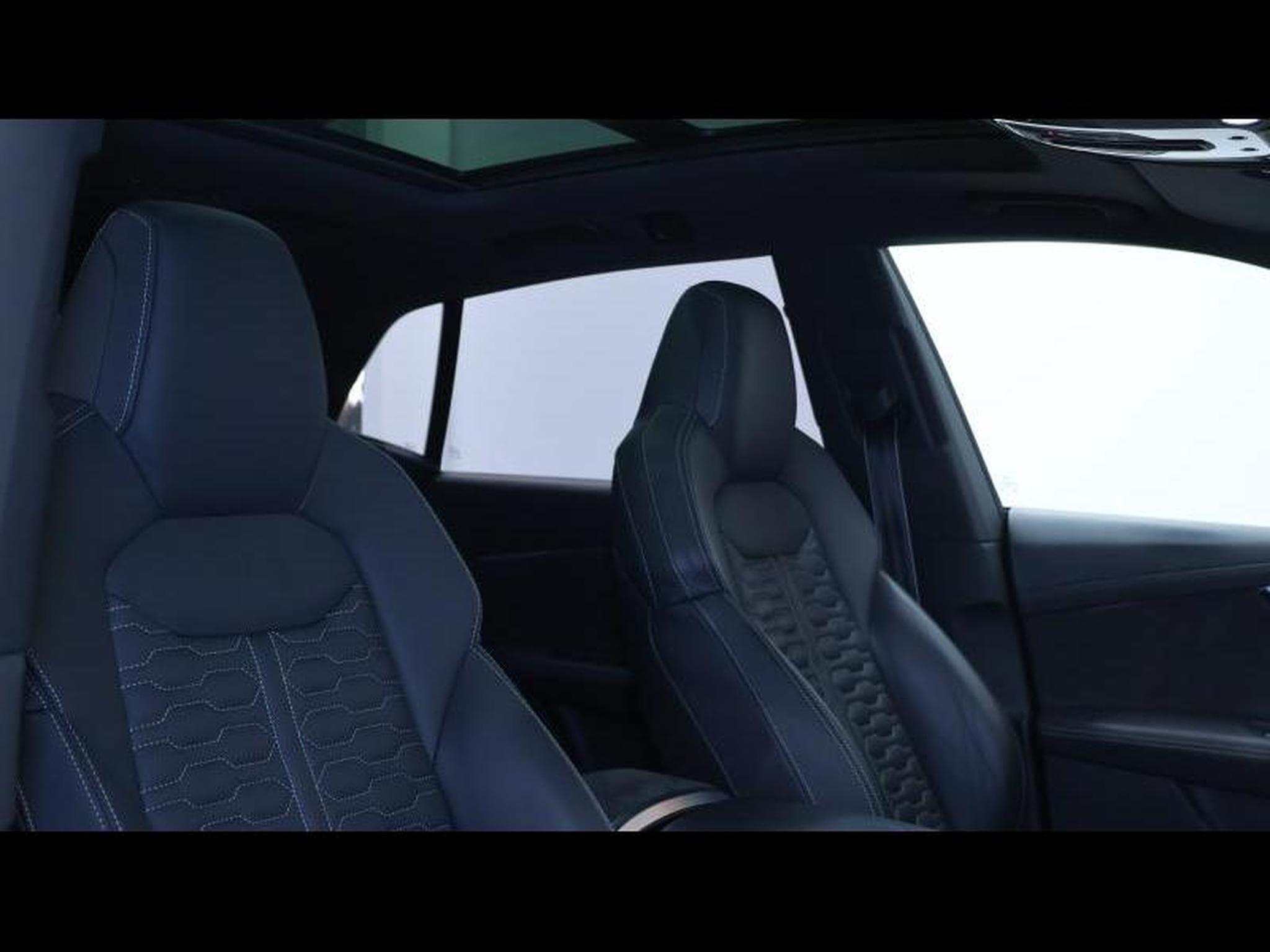 Audi RSQ8 4.0 TFSI 600 Quattro (2021) - Foto 10