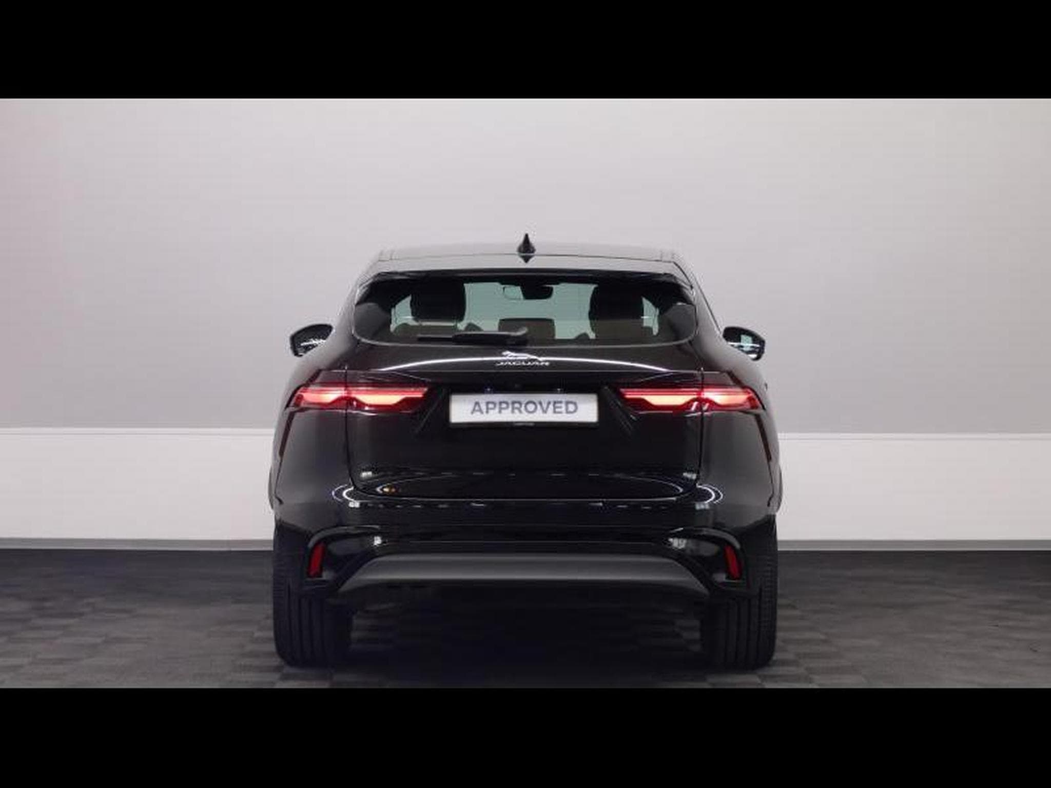 Jaguar F-Pace D165 S AWD AUTO (2024) - Photo 5