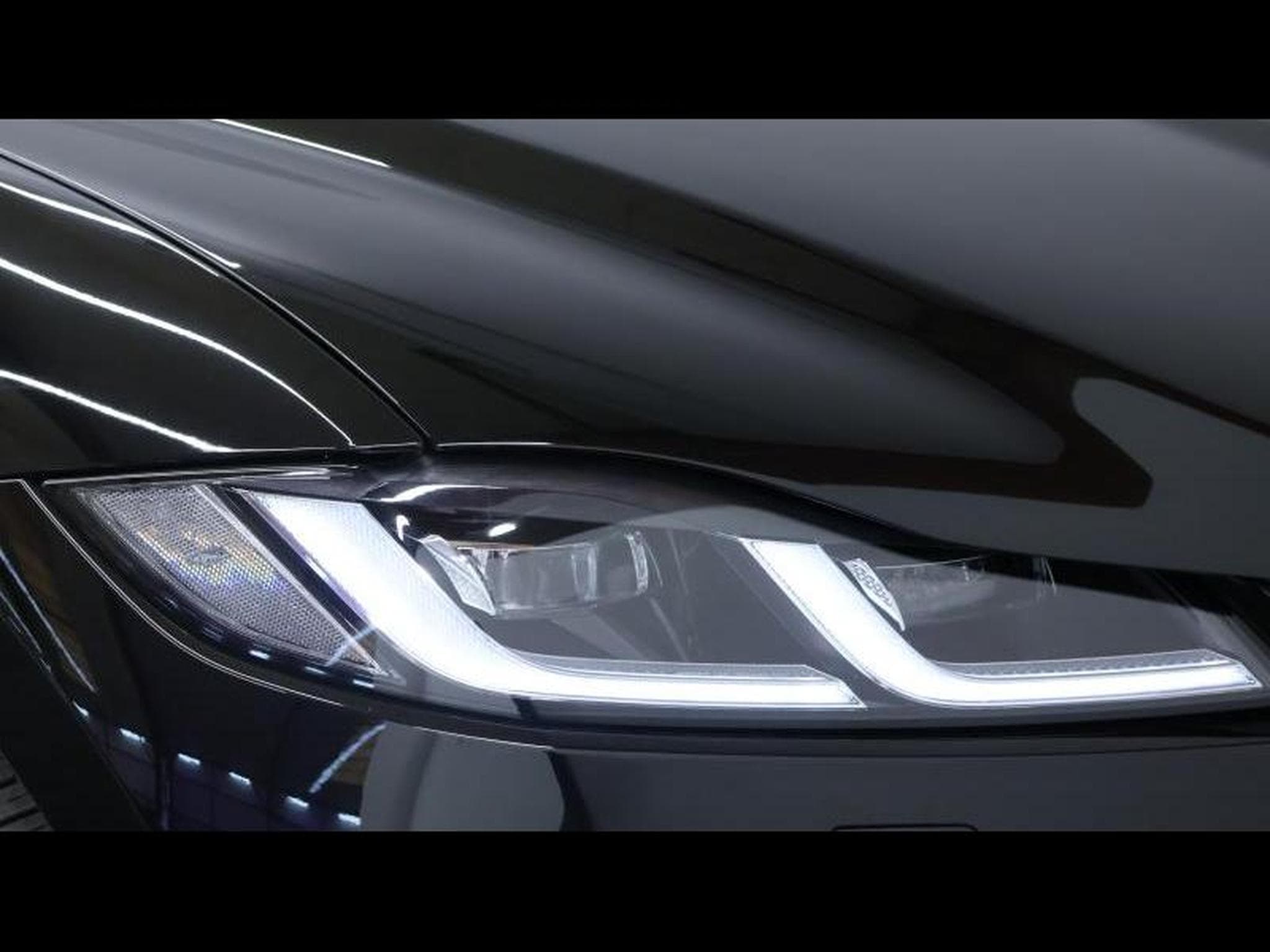 Jaguar F-Pace D165 S AWD AUTO (2024) - Photo 7