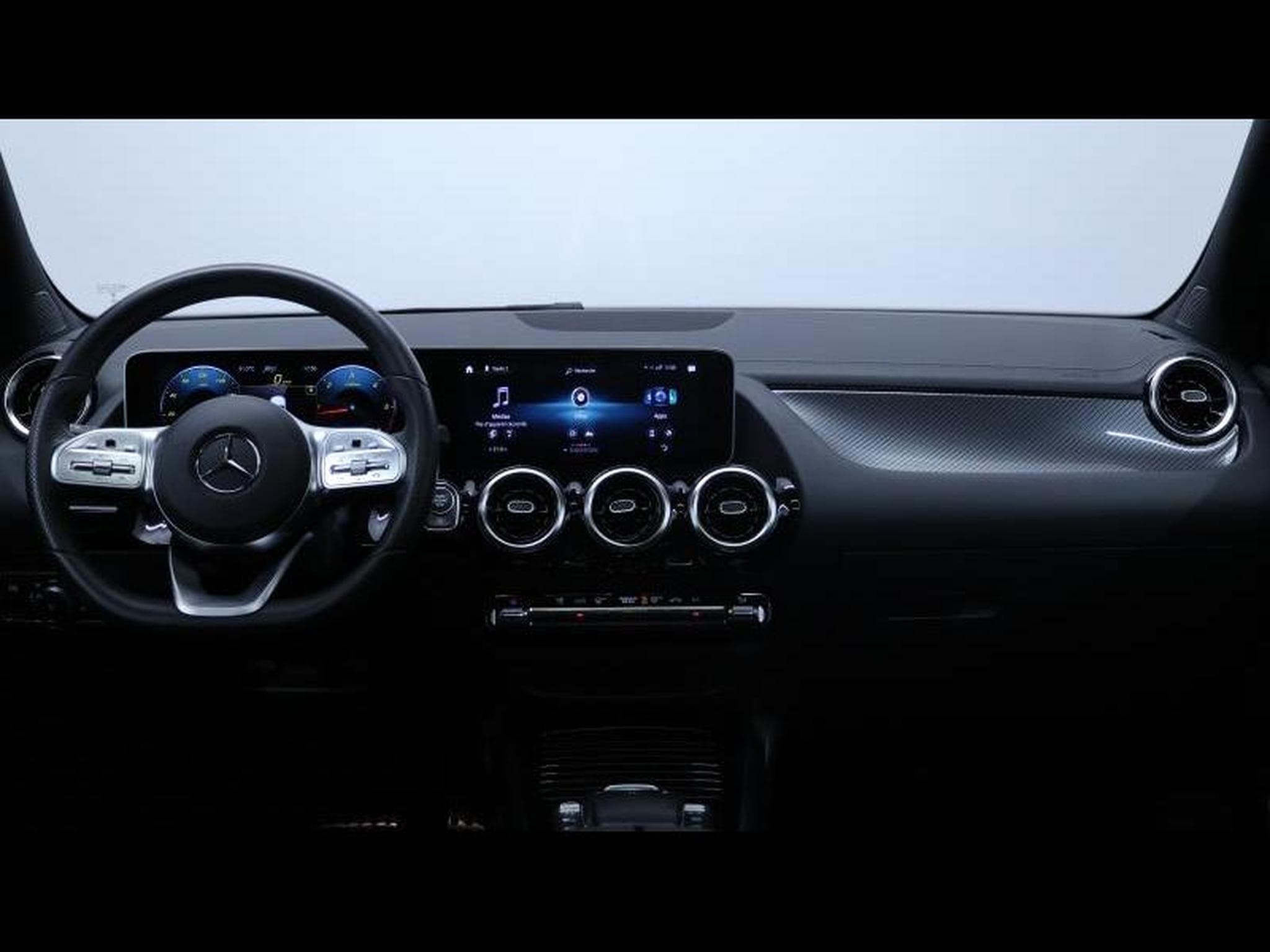 Mercedes GLA 220 4matic 2.0 D 190 CH (2020) - Photo 12