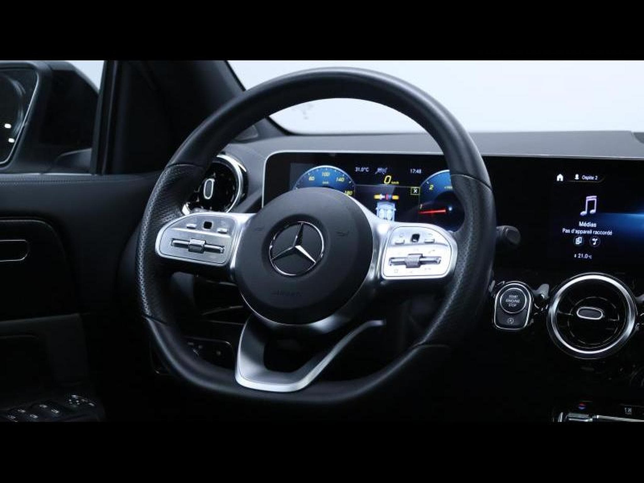 Mercedes GLA 220 4matic 2.0 D 190 CH (2020) - Photo 13