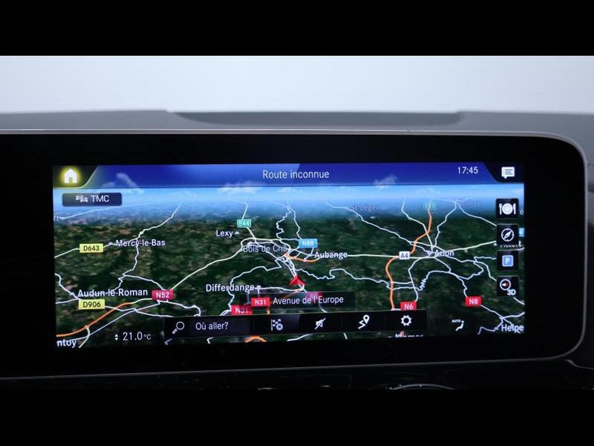 Mercedes GLA 220 4matic 2.0 D 190 CH (2020) - Photo 17