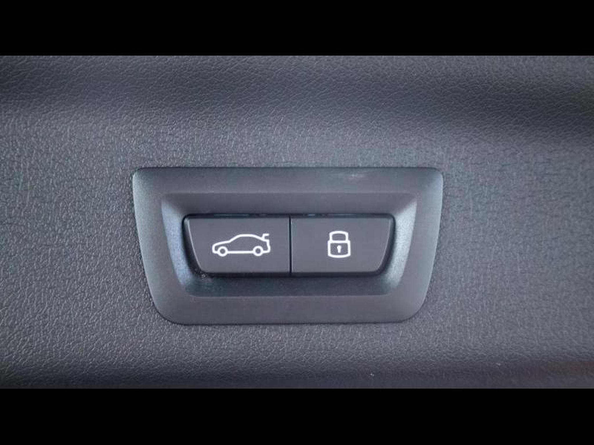 BMW X1 18i sDrive M Sport Auto (2024) - Photo 24