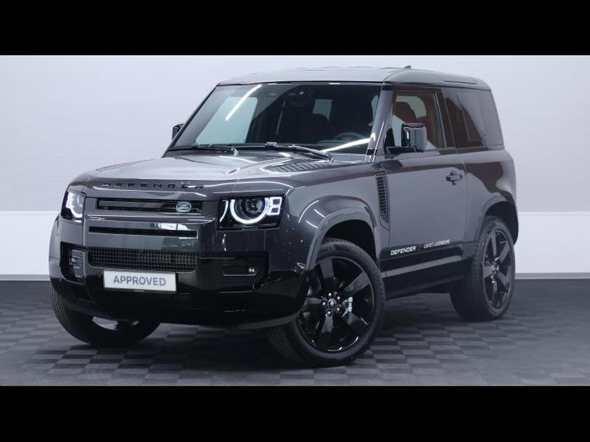 Land-Rover Defender 90 D250 X-Dynamic SE AWD Auto (2025) - Photo 1