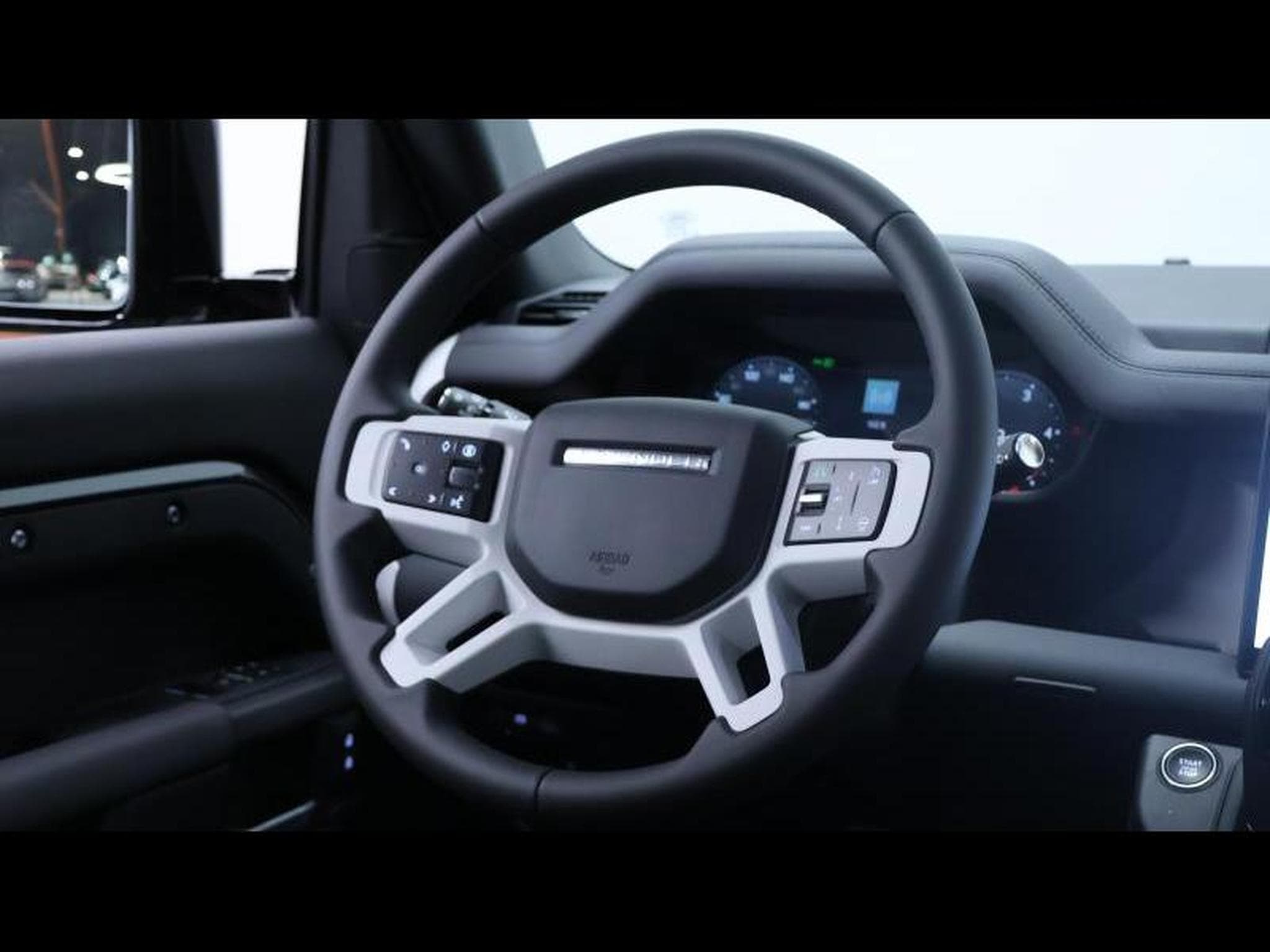 Land-Rover Defender 90 D250 X-Dynamic SE AWD Auto (2025) - Photo 13