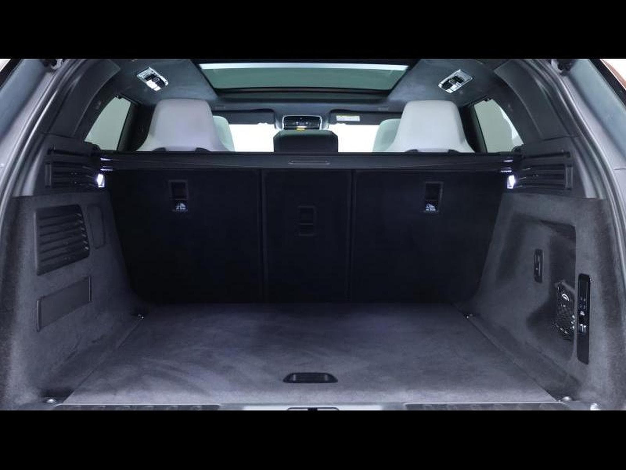 Land-Rover Range Rover Sport P635 SV Edition Two (2025) - Foto 6