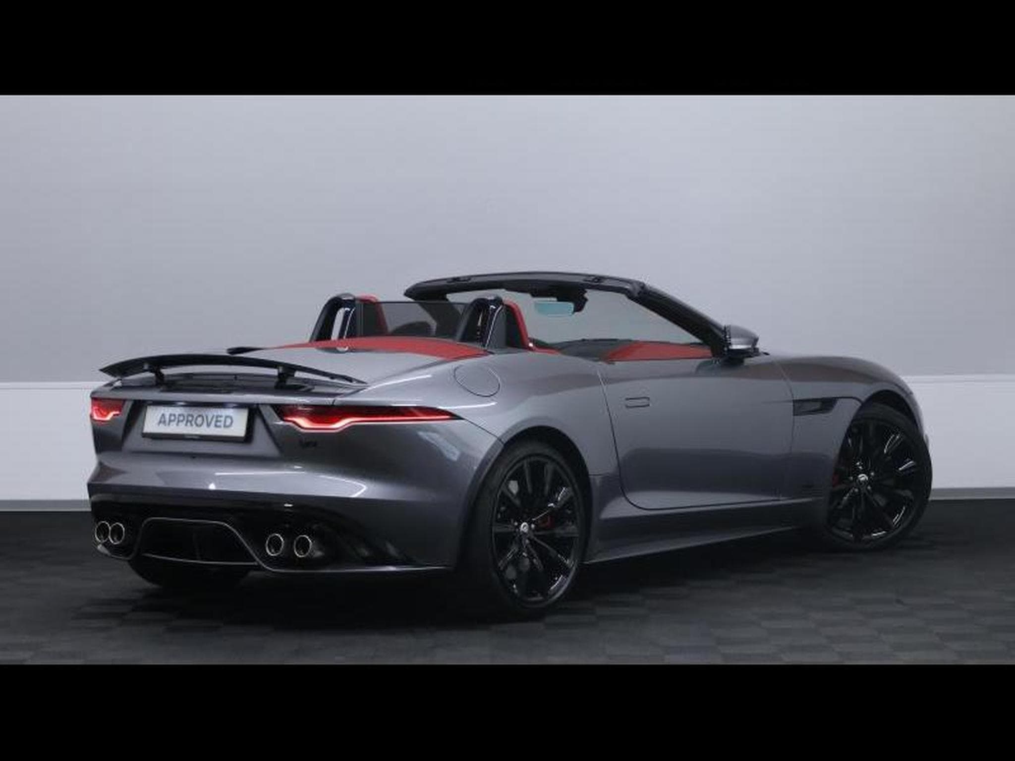 Jaguar F-Type R P575 Convertible Auto (2024) - Foto 12