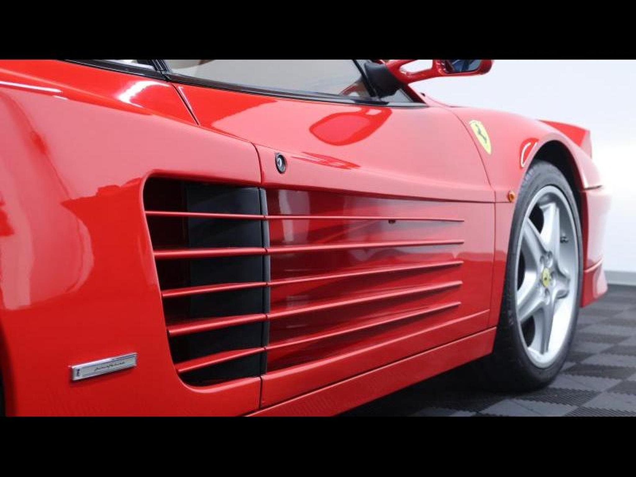 Ferrari Testarossa 5.0 V12 390 Duospecchio (1989) - Photo 14