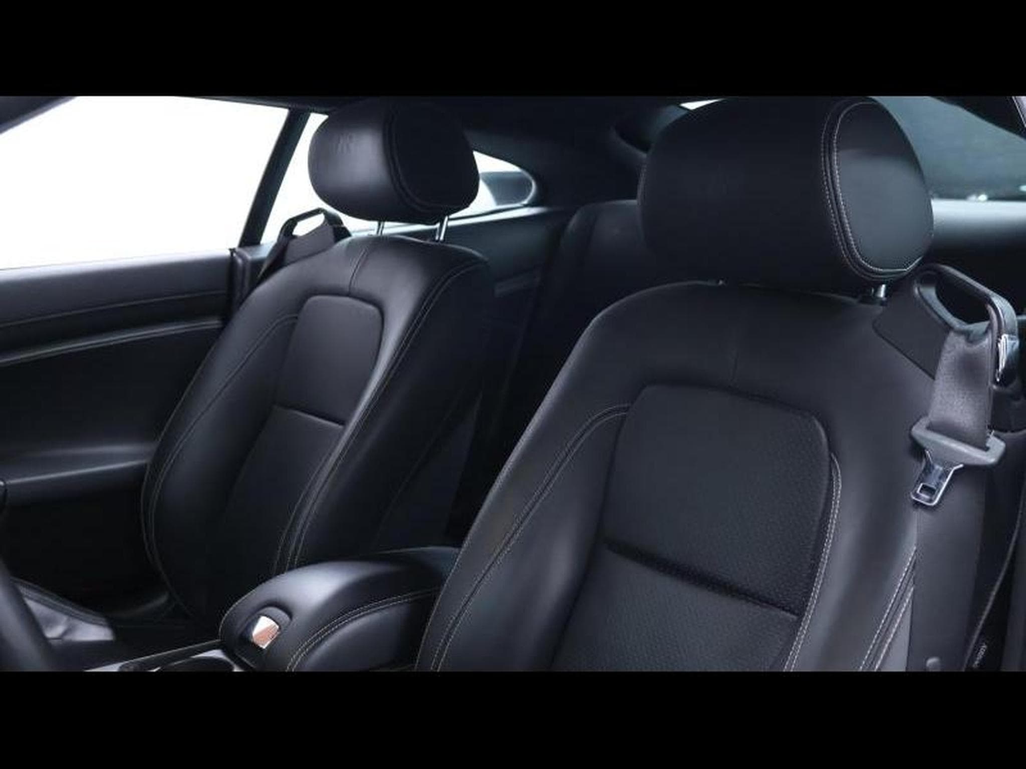 Jaguar XKR 5.0 V8 530 75th coupe * 75 exemplaires au monde * (2011) - Photo 14