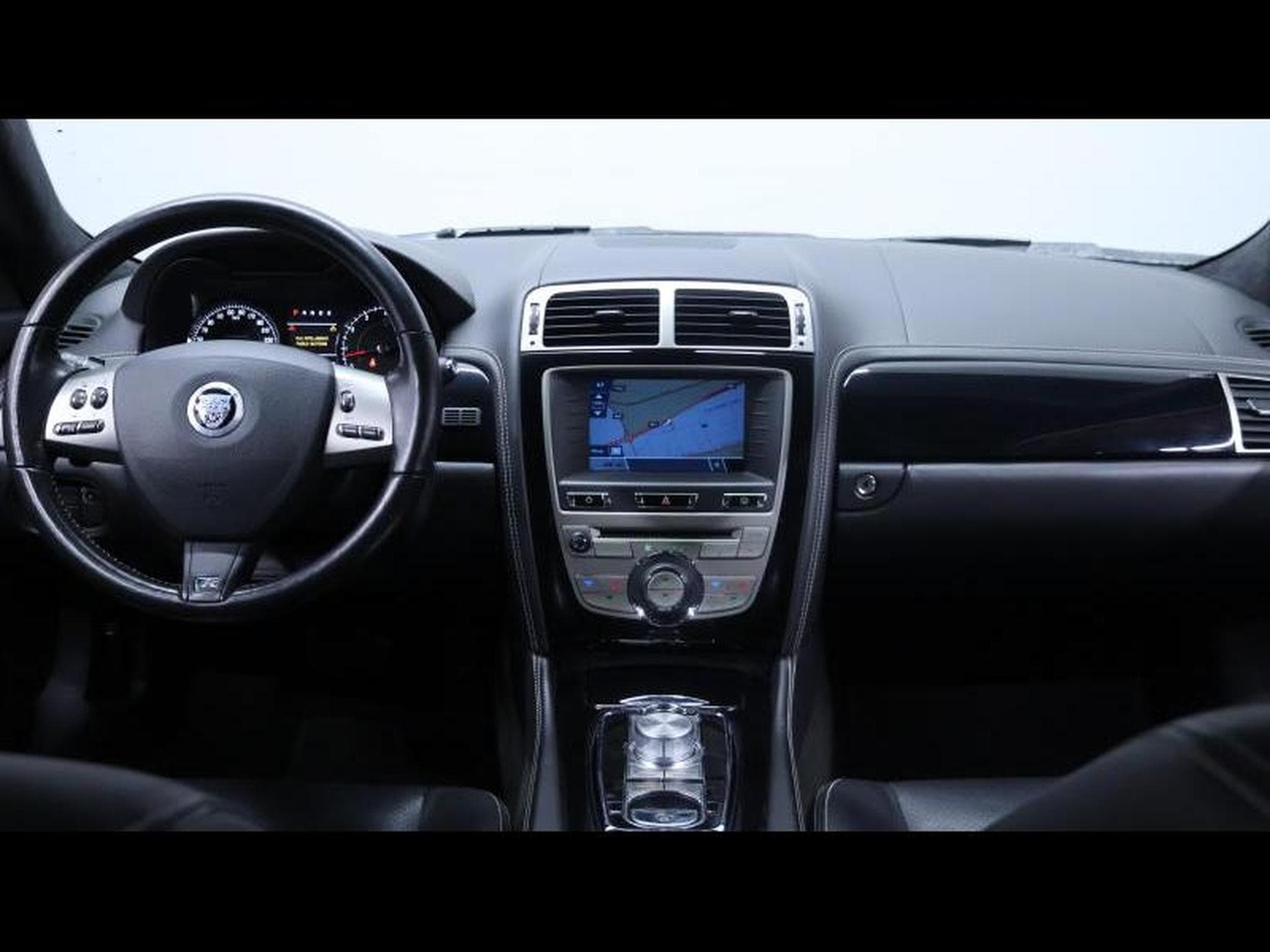 Jaguar XKR 5.0 V8 530 75th coupe * 75 exemplaires au monde * (2011) - Photo 16