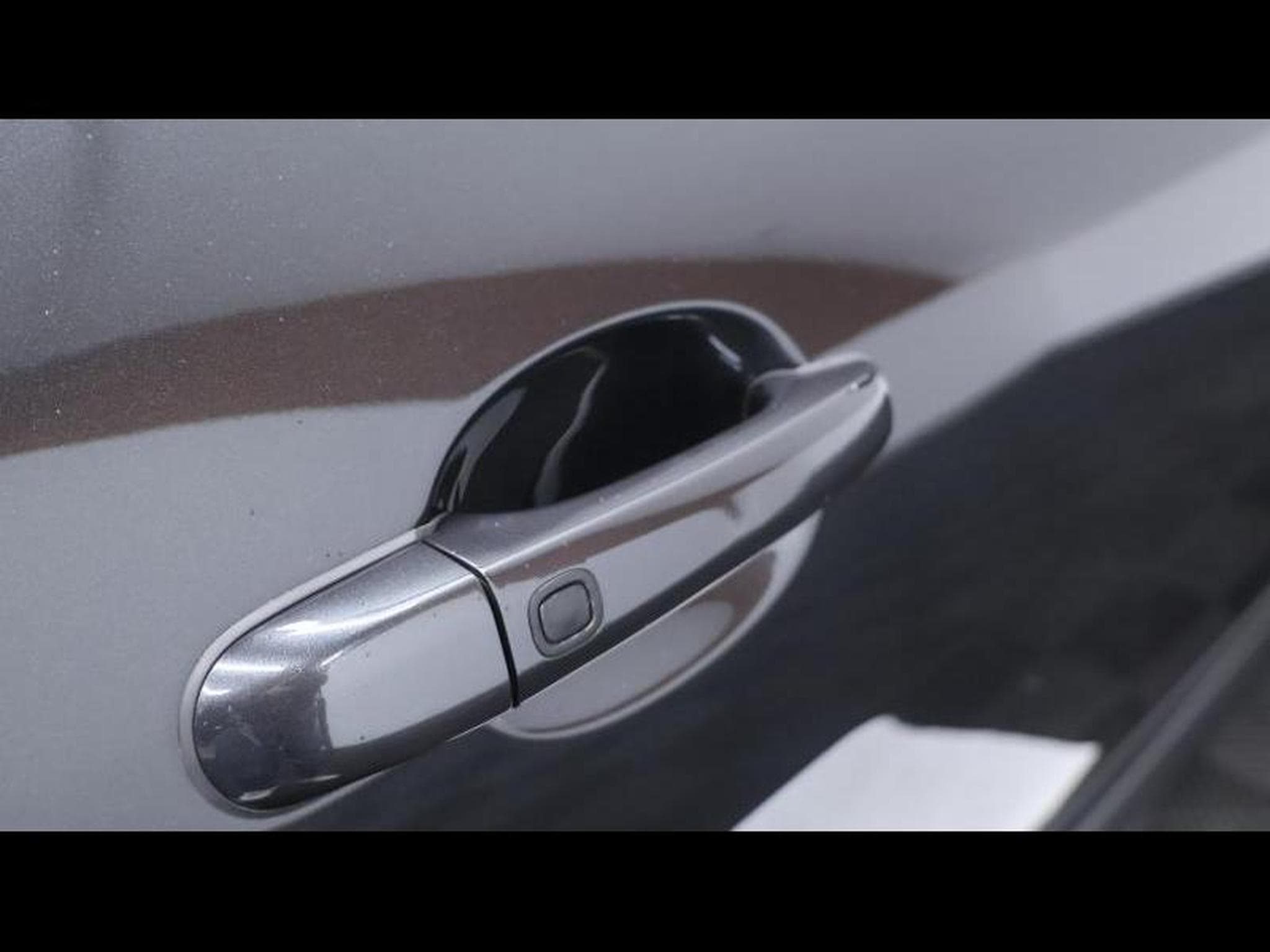 Jaguar XKR 5.0 V8 530 75th coupe * 75 exemplaires au monde * (2011) - Photo 27