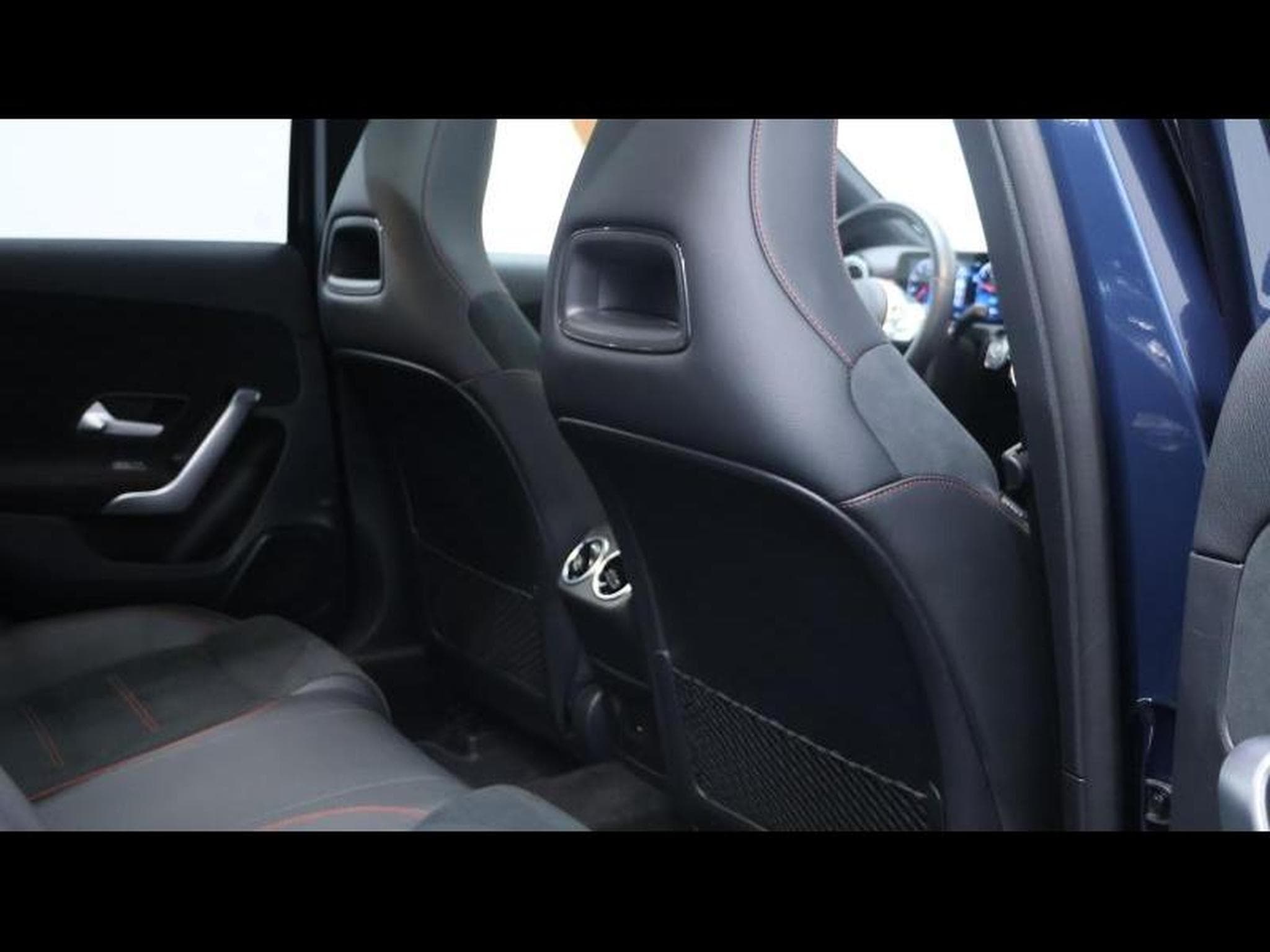 Mercedes A 250 e AMG Line 8G DCT (2022) - Photo 13