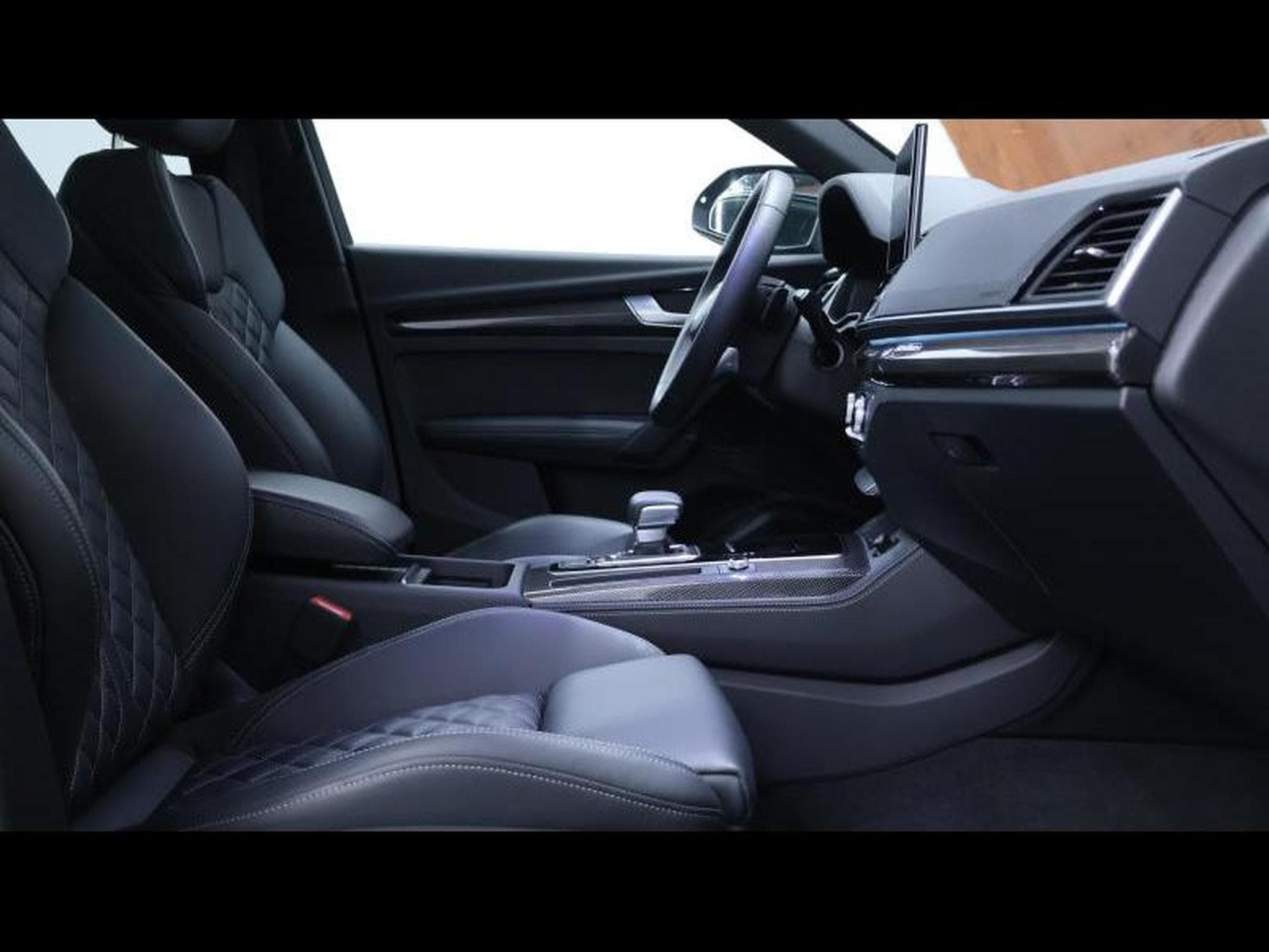 Audi SQ5 3.0 TDi 340 Quattro (2024) - Photo 12