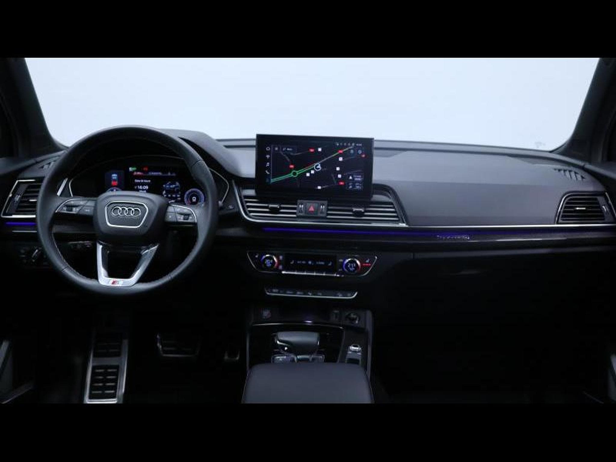 Audi SQ5 3.0 TDi 340 Quattro (2024) - Photo 16