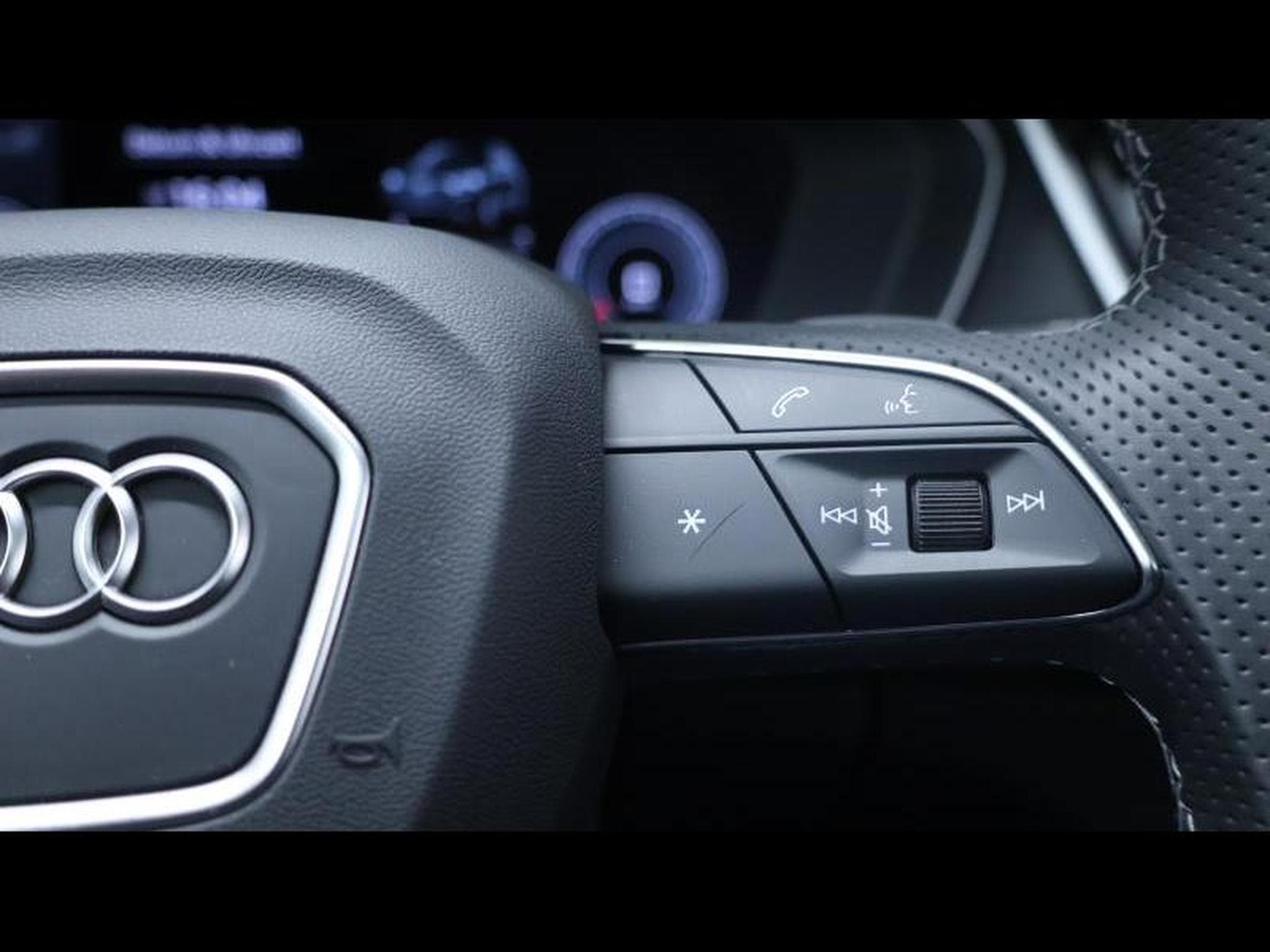 Audi SQ5 3.0 TDi 340 Quattro (2024) - Photo 19