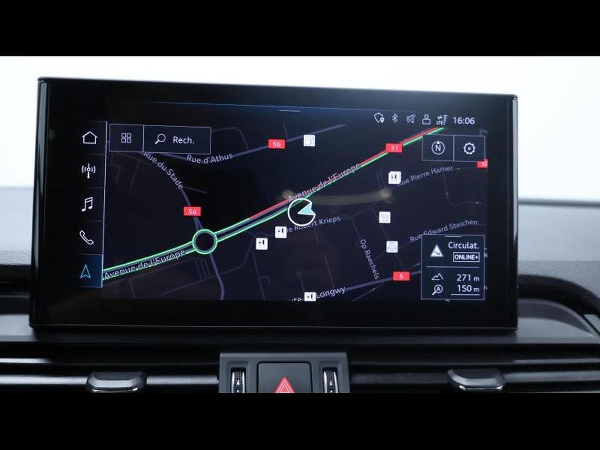 Audi SQ5 3.0 TDi 340 Quattro (2024) - Photo 23