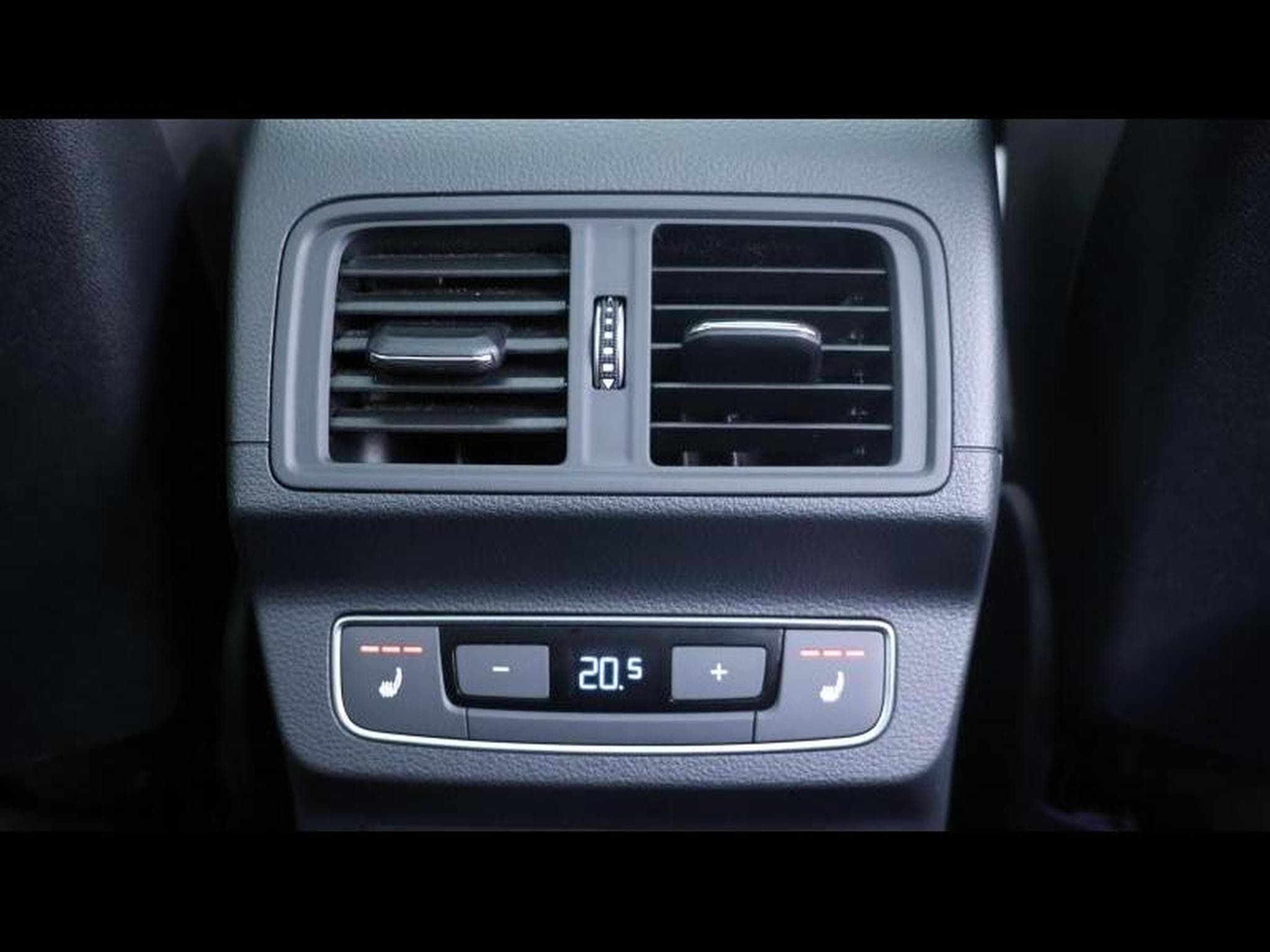 Audi SQ5 3.0 TDi 340 Quattro (2024) - Photo 26