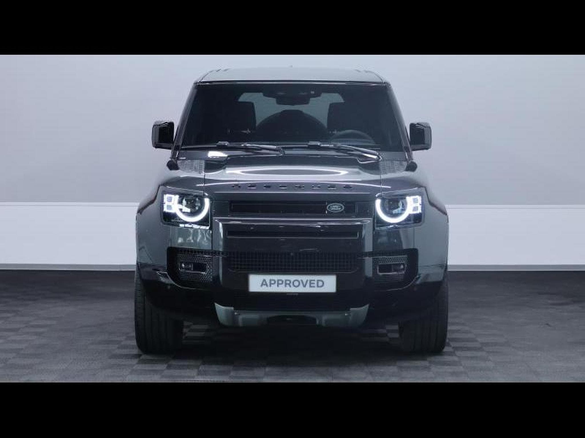 Land-Rover Defender 110 P525 V8 AWD Auto (2023) - Photo 2