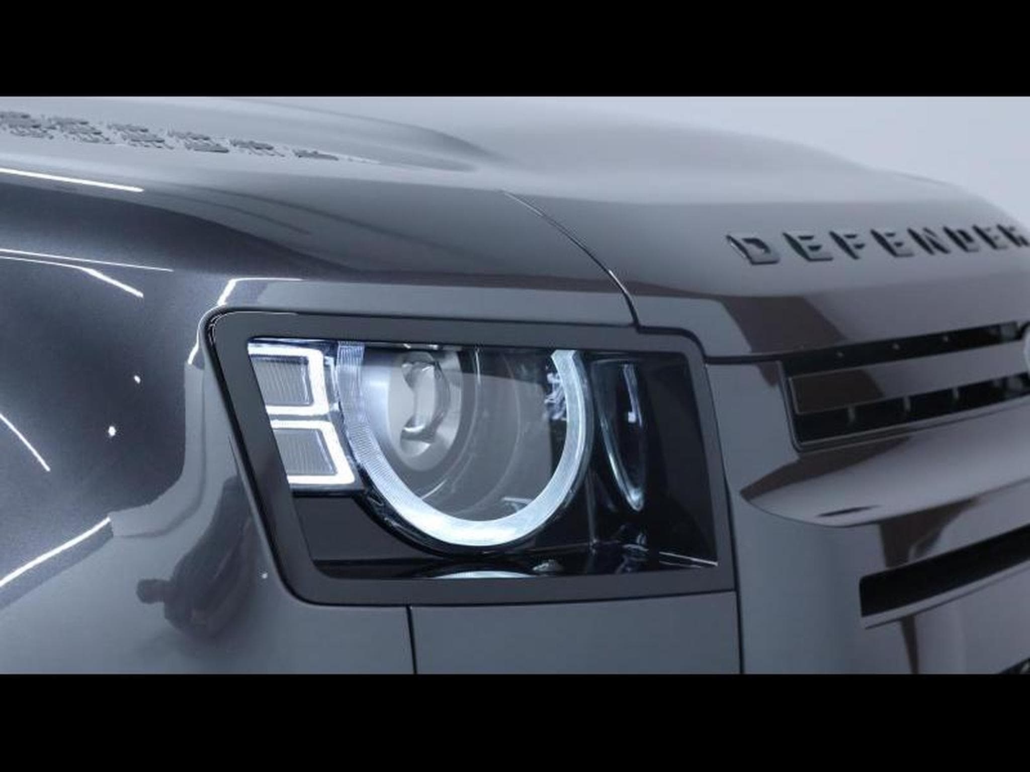 Land-Rover Defender 110 P525 V8 AWD Auto (2023) - Photo 8