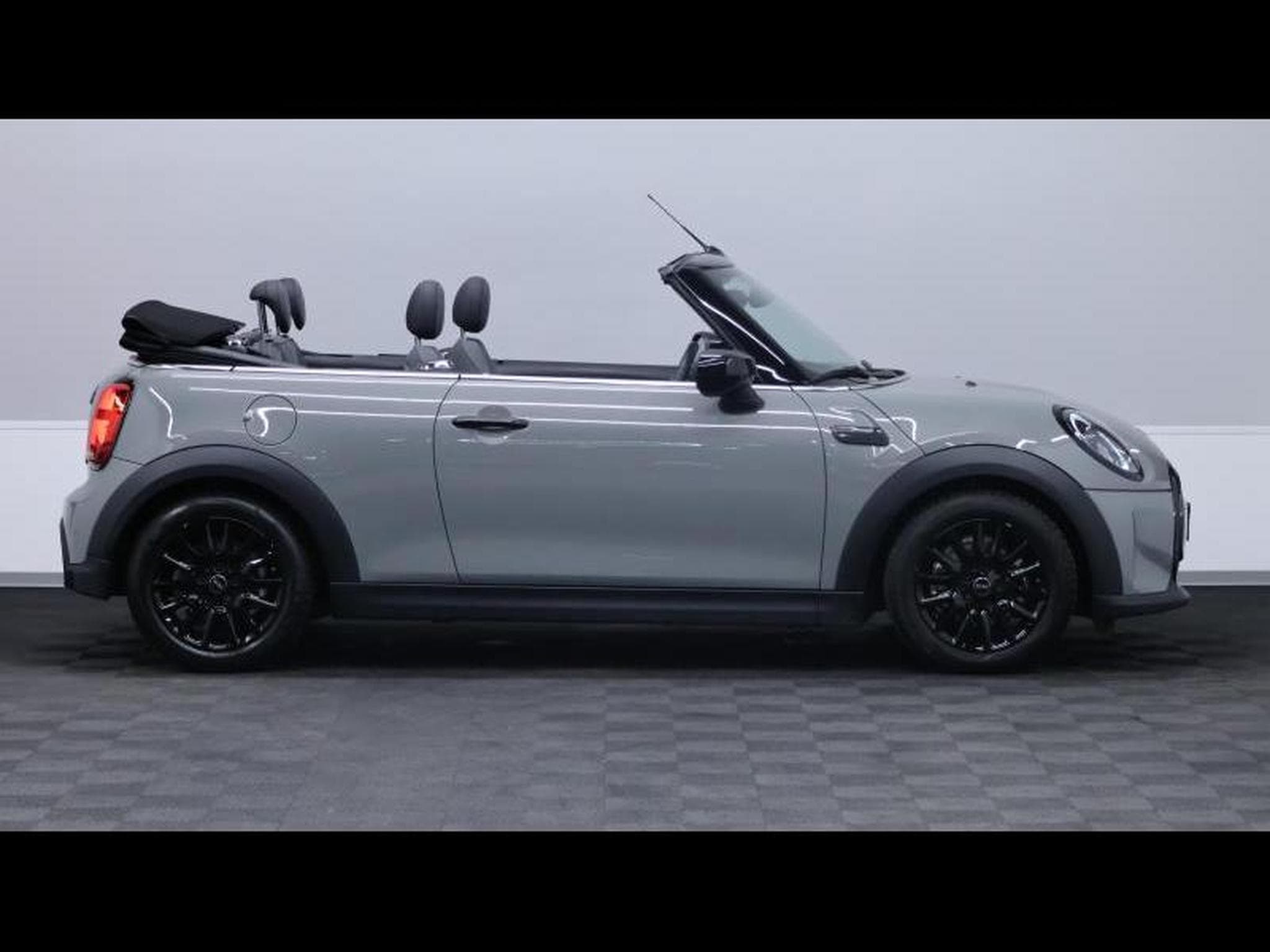 MINI Cooper cabriolet 136cv steptronic (2021) - Foto 10