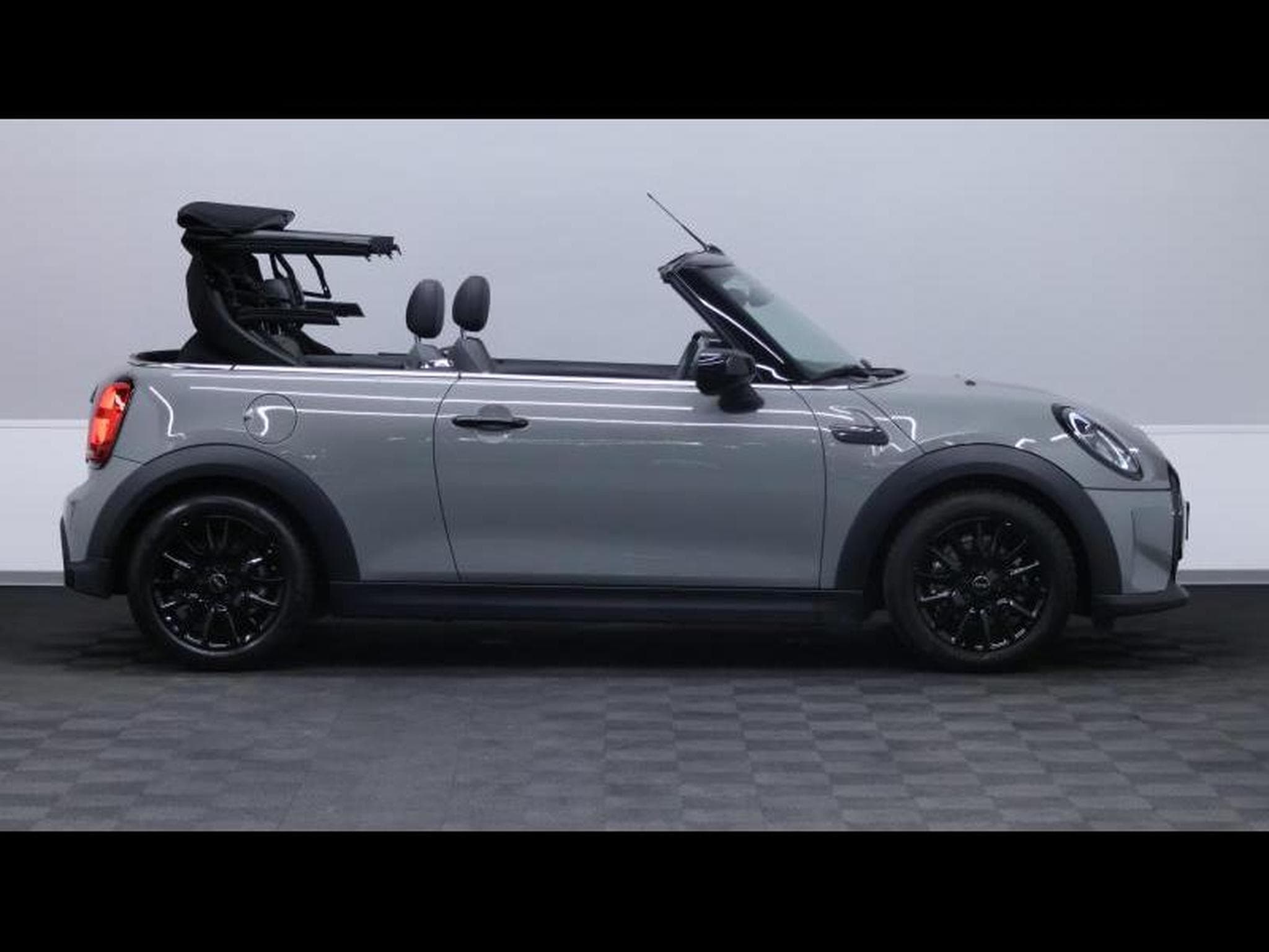 MINI Cooper cabriolet 136cv steptronic (2021) - Foto 11