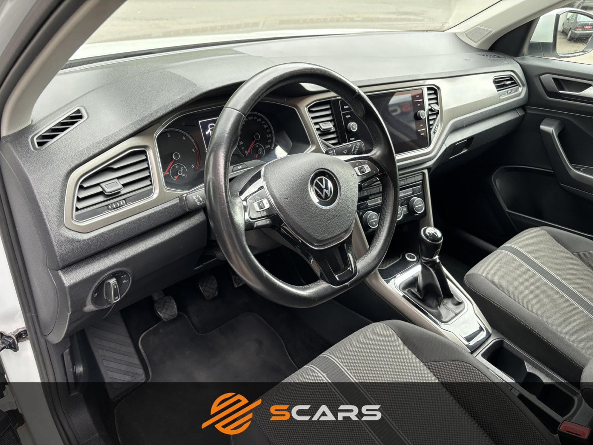 VW T-Roc 1.6 Tdi 116cv (2020) - Photo 7