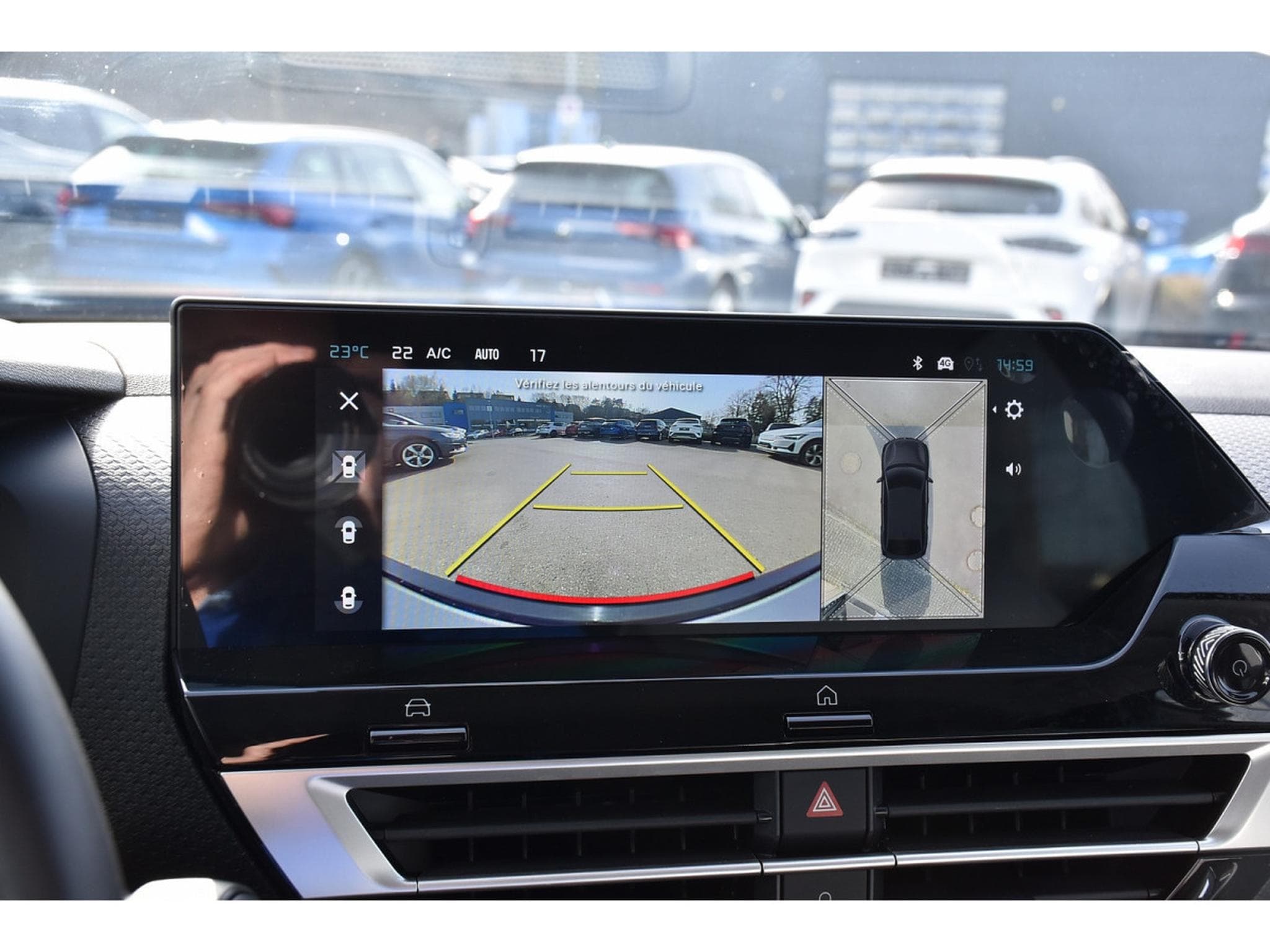 Citroën C4 1.2 MHEV MAX e-DCS6 ACC SIDE LANE HUD CAM360 1° MAIN (2025) - Photo 9