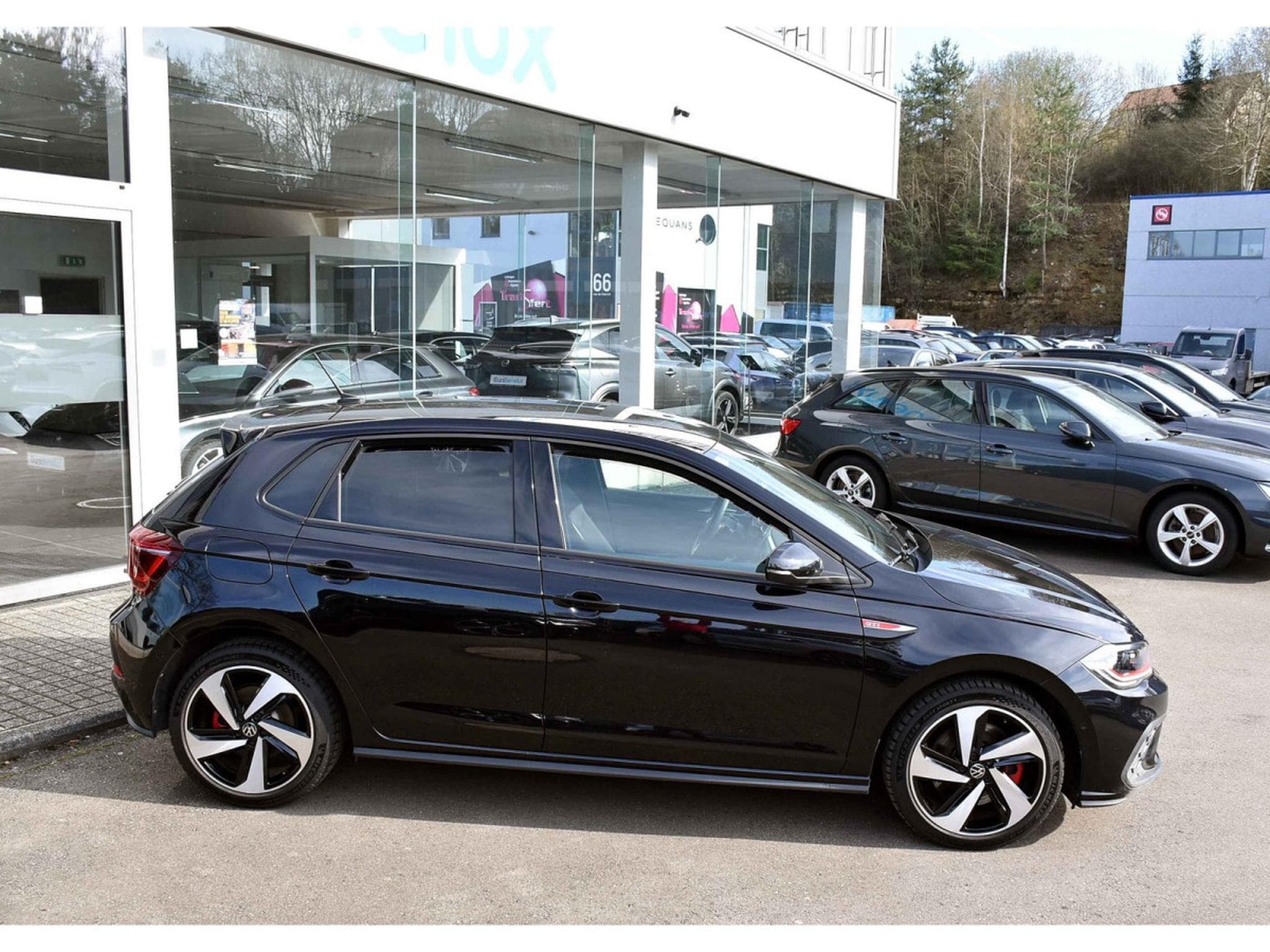 VW Polo 2.0 TSI DSG ACC TRAVEL LANE SIDE IQ.LIGHT PARK ASSIST 1°MAIN (2024) - Photo 3