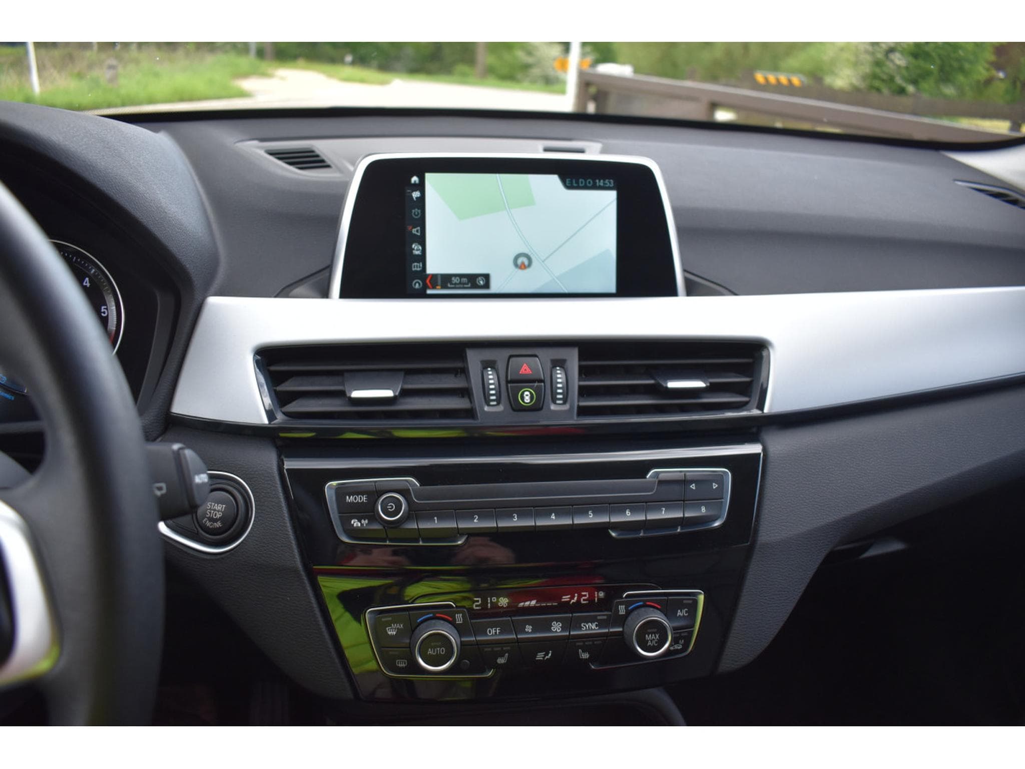BMW X1 SDrive 18D (2019) - Photo 13