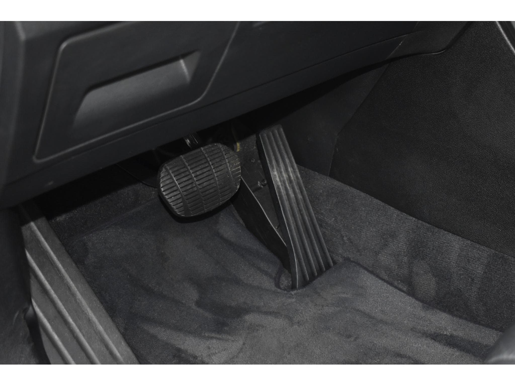 BMW X1 SDrive 18D (2019) - Photo 15