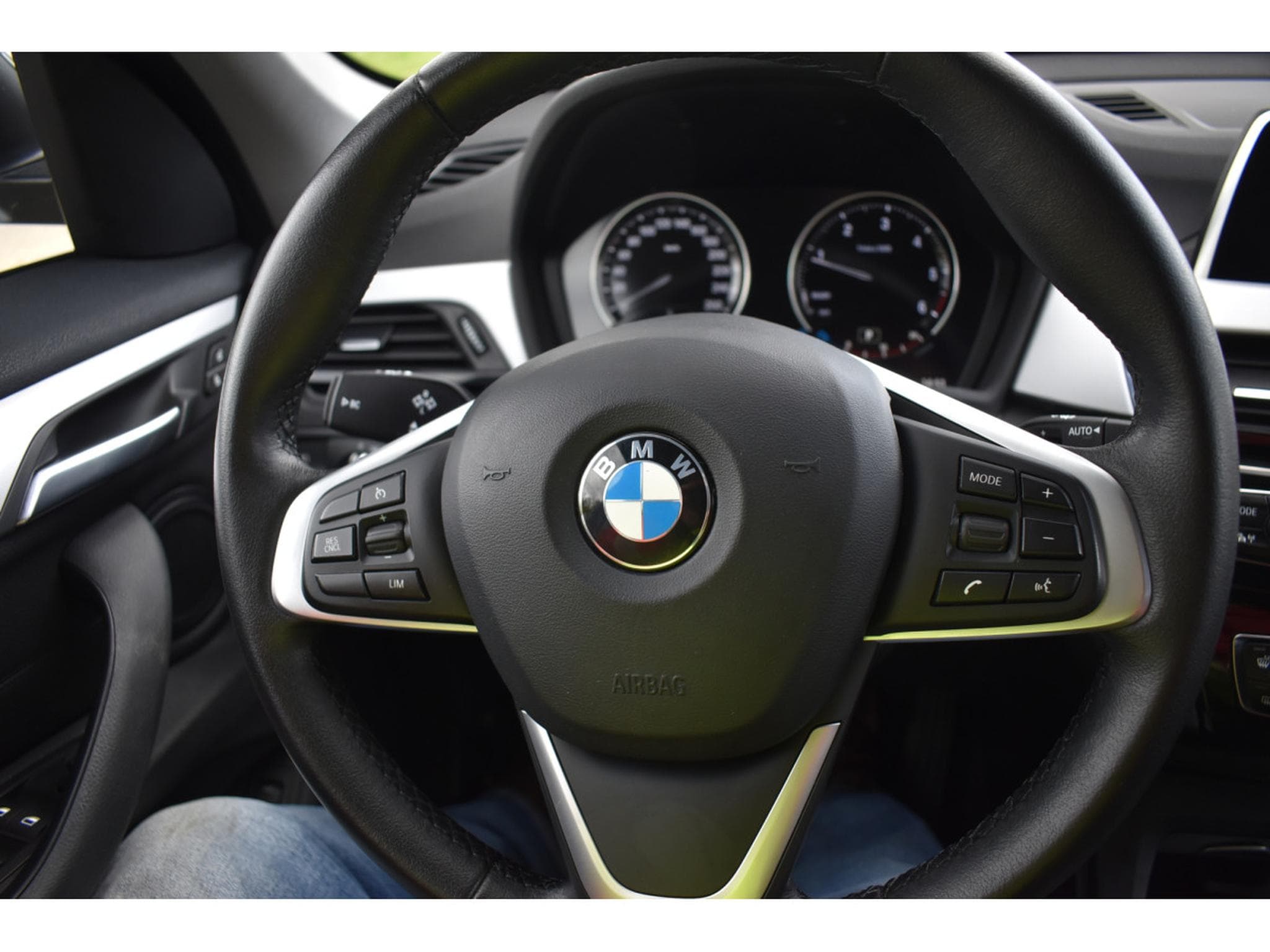 BMW X1 SDrive 18D (2019) - Photo 18