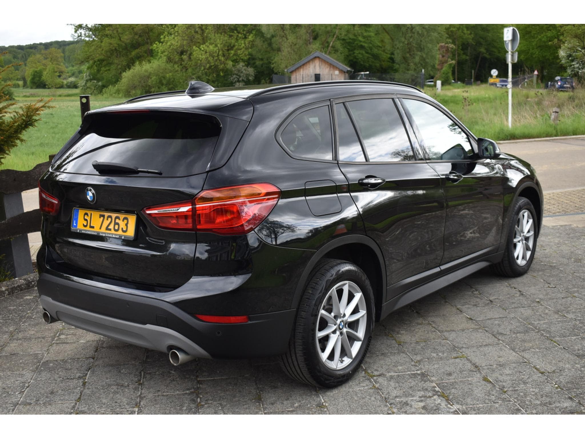 BMW X1 SDrive 18D (2019) - Photo 4