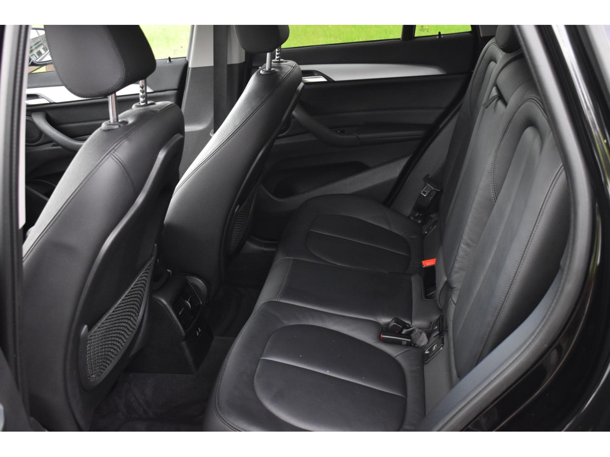 BMW X1 SDrive 18D (2019) - Photo 9