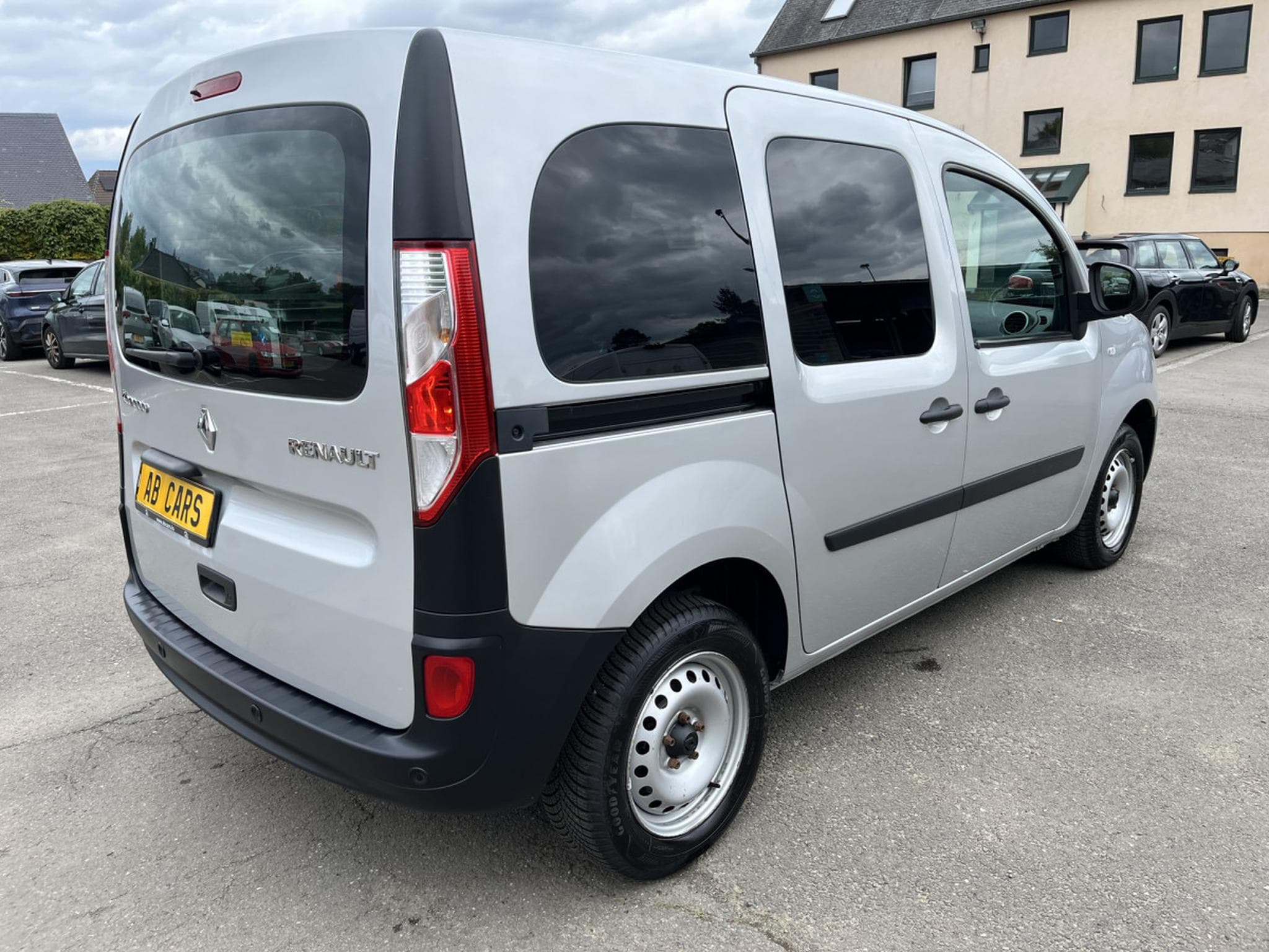 Renault Kangoo 1.5dci Kangoo 110 cv (2019) - Photo 7