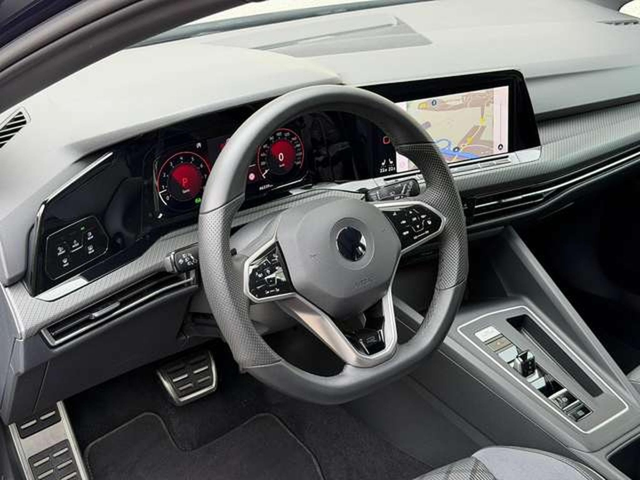 VW Golf Golf 1.5 eTSI R-Line OPF DSG (EU6AP) (2022) - Photo 11